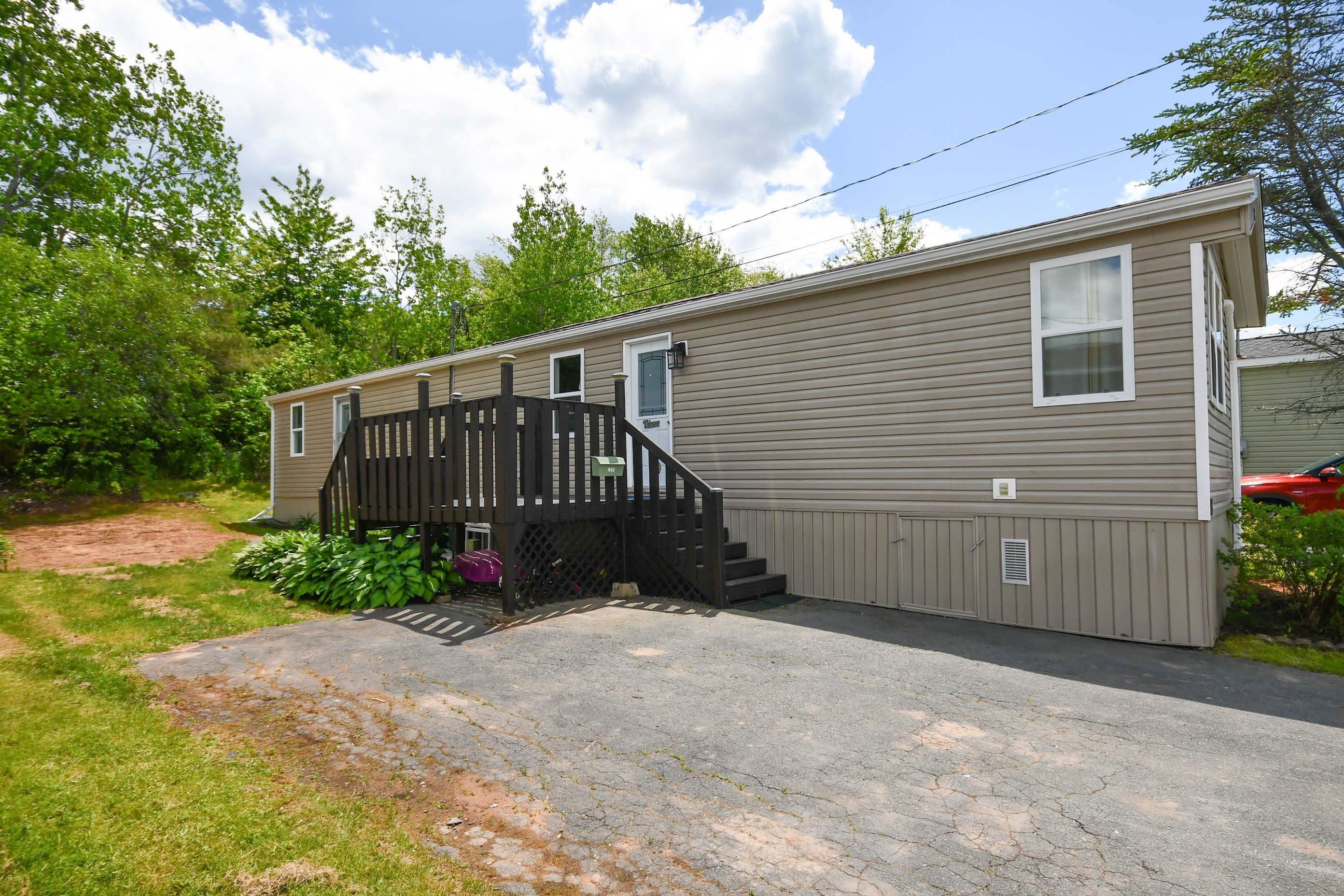 1526 Woodbine Drive, Beaver Bank, NS (MLS 202615045)