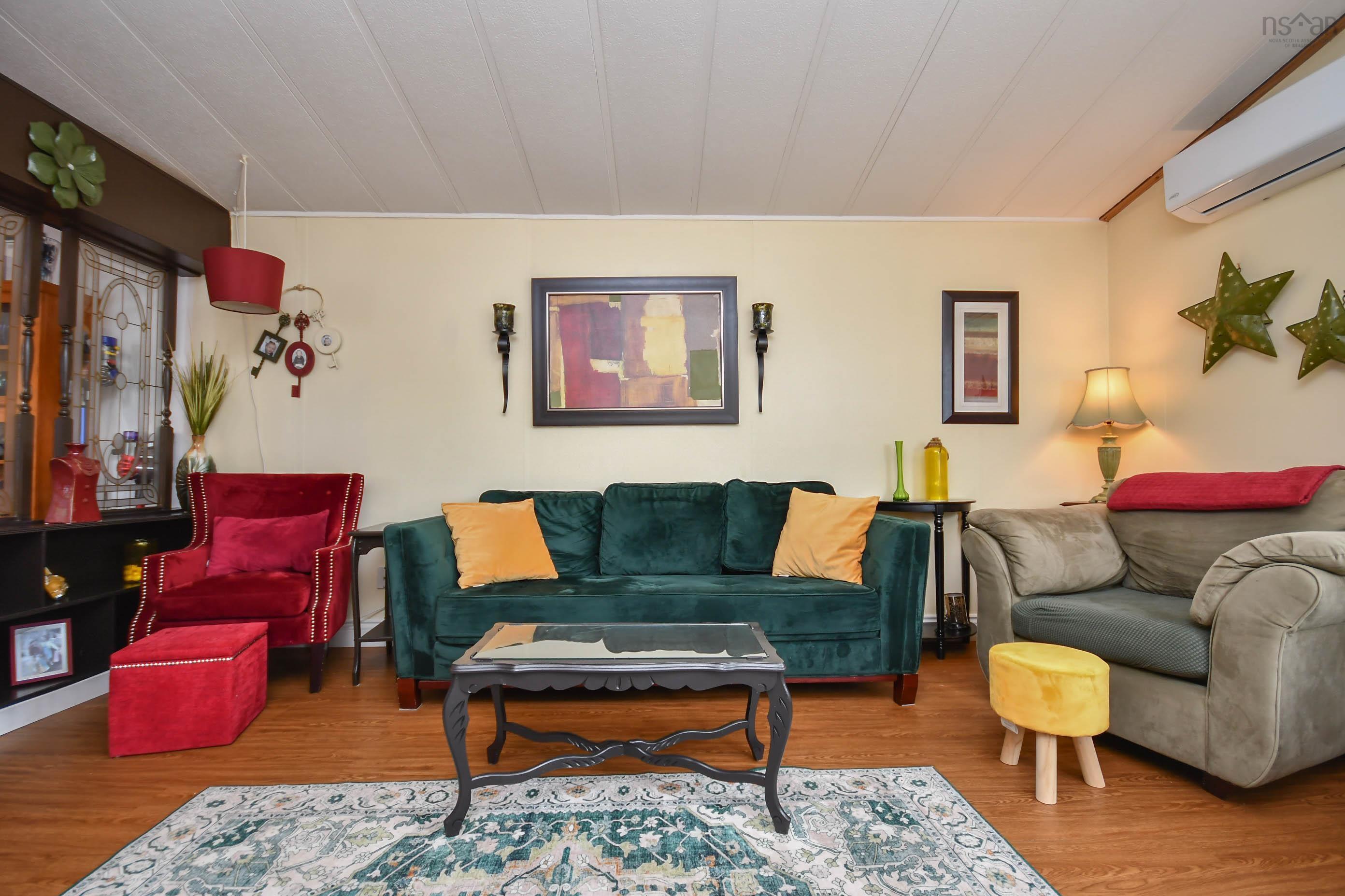 1526 Woodbine Drive, Beaver Bank, NS (MLS 202615045)