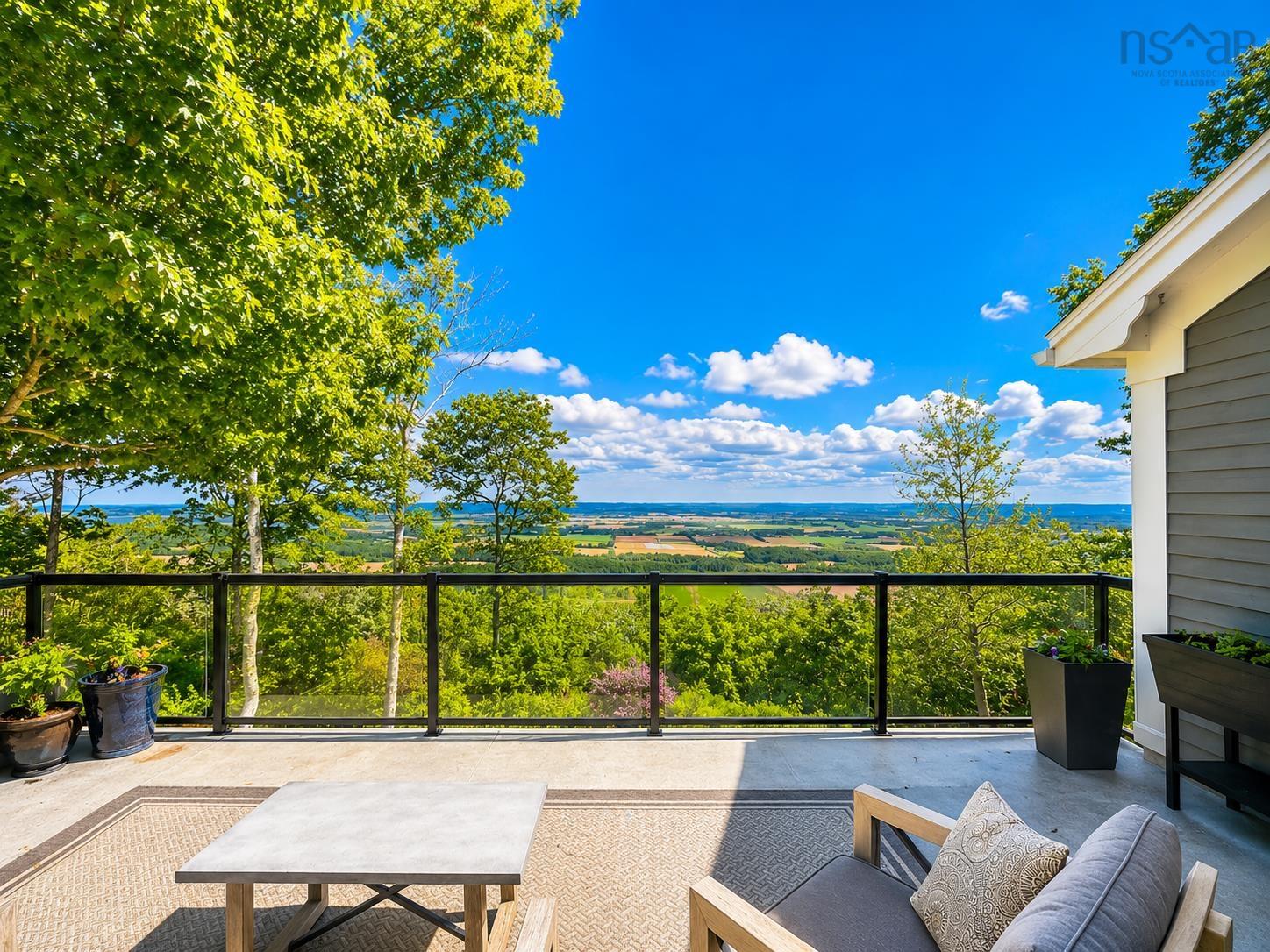 $975,000.00: 1720 Gospel Road, Arlington