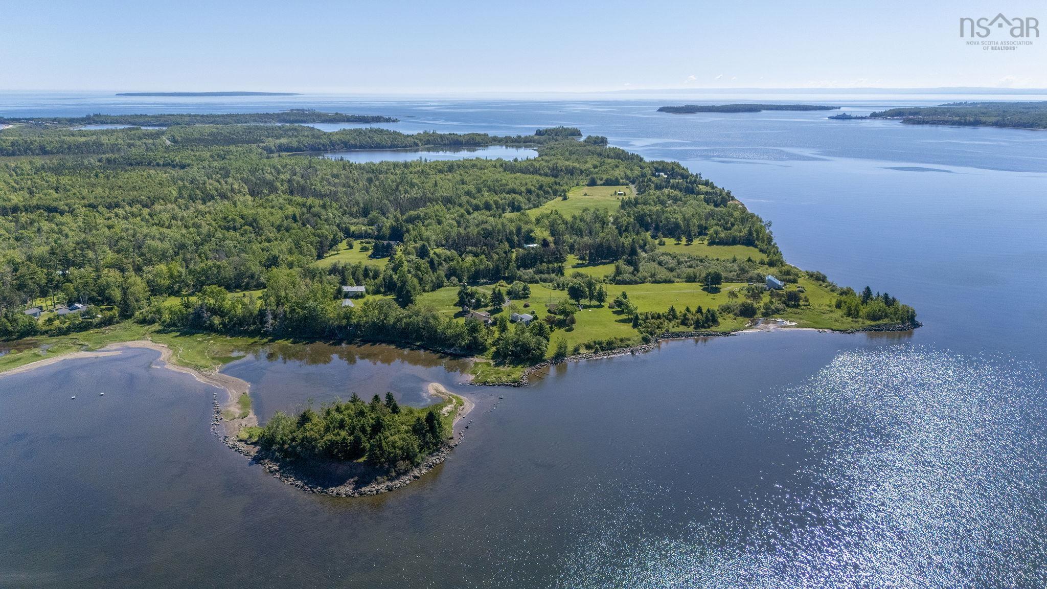 $215,000.00: 19 Ernies Lane, Caribou Island