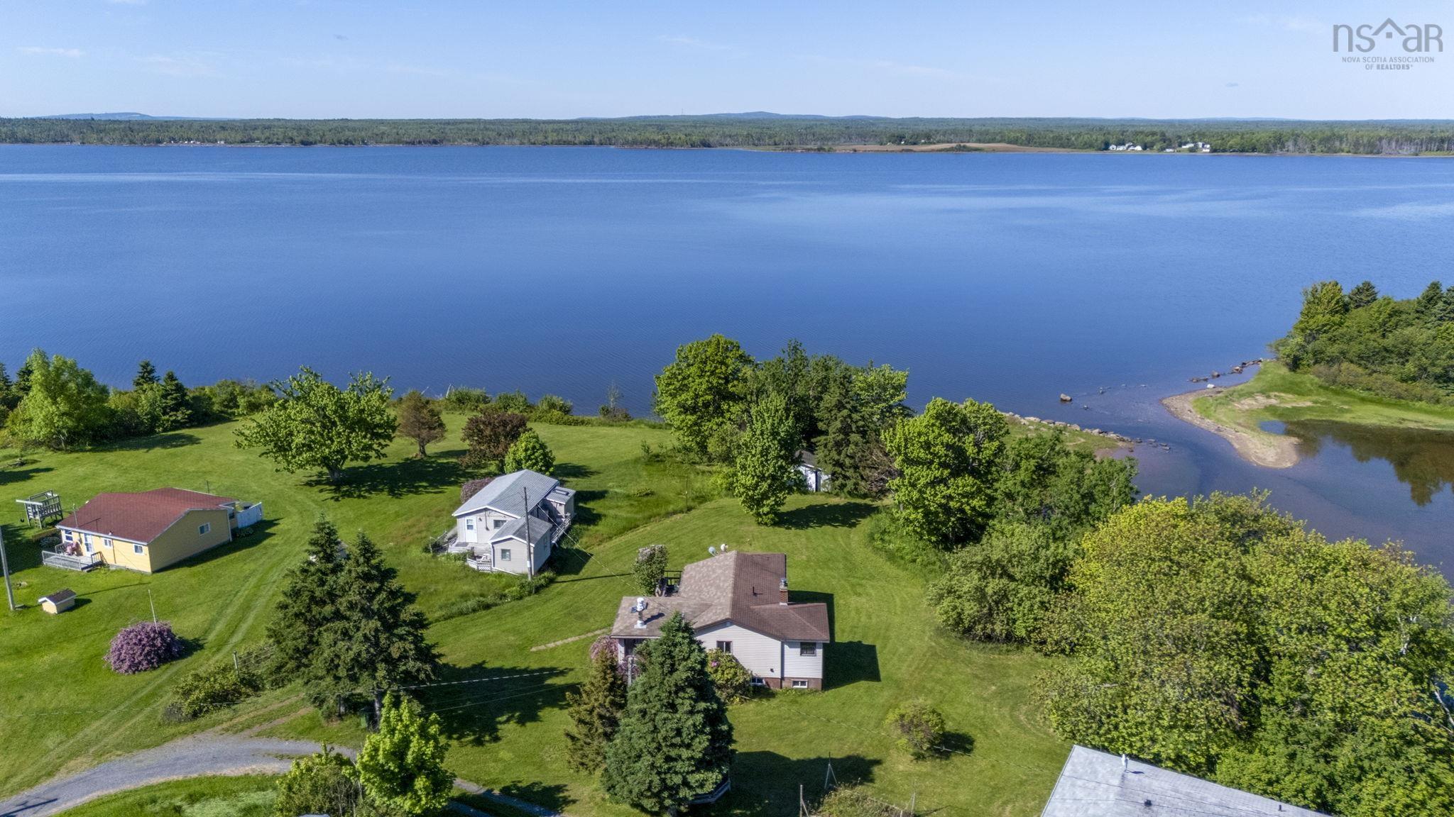 $215,000.00: 19 Ernies Lane, Caribou Island