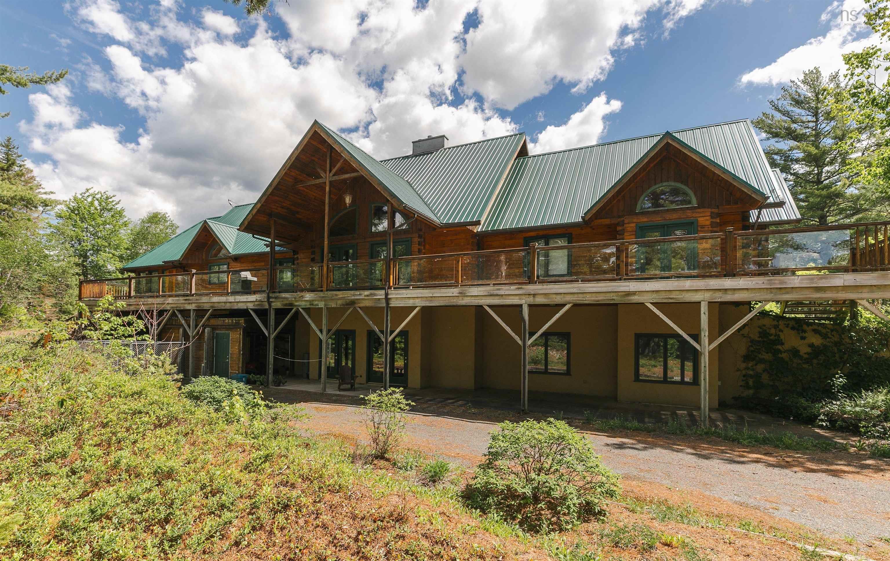 $998,000.00: 1591 Newburne Road, Newburne