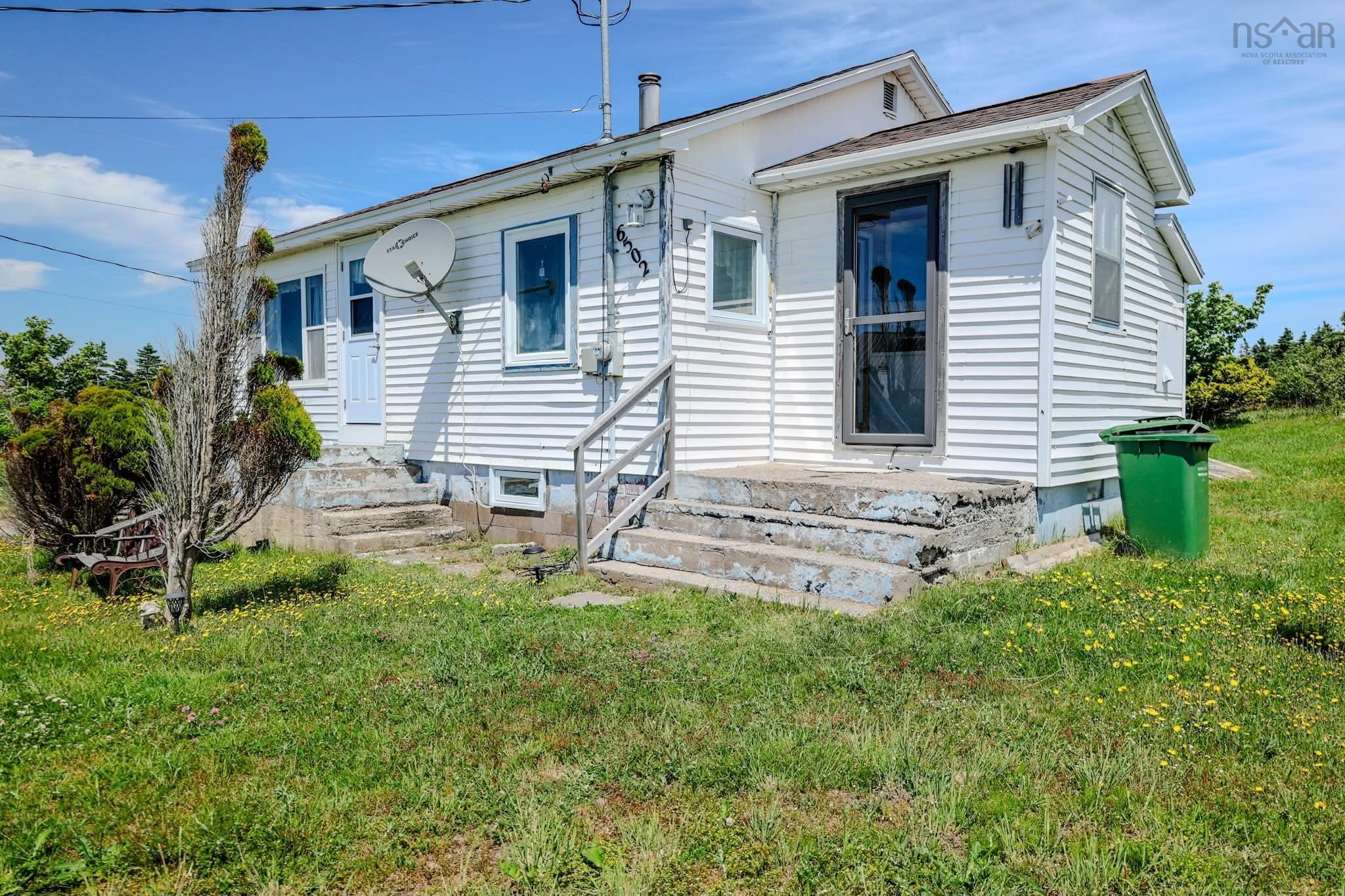 $115,000.00: 6502 Highway 3, Lower Woods Harbour