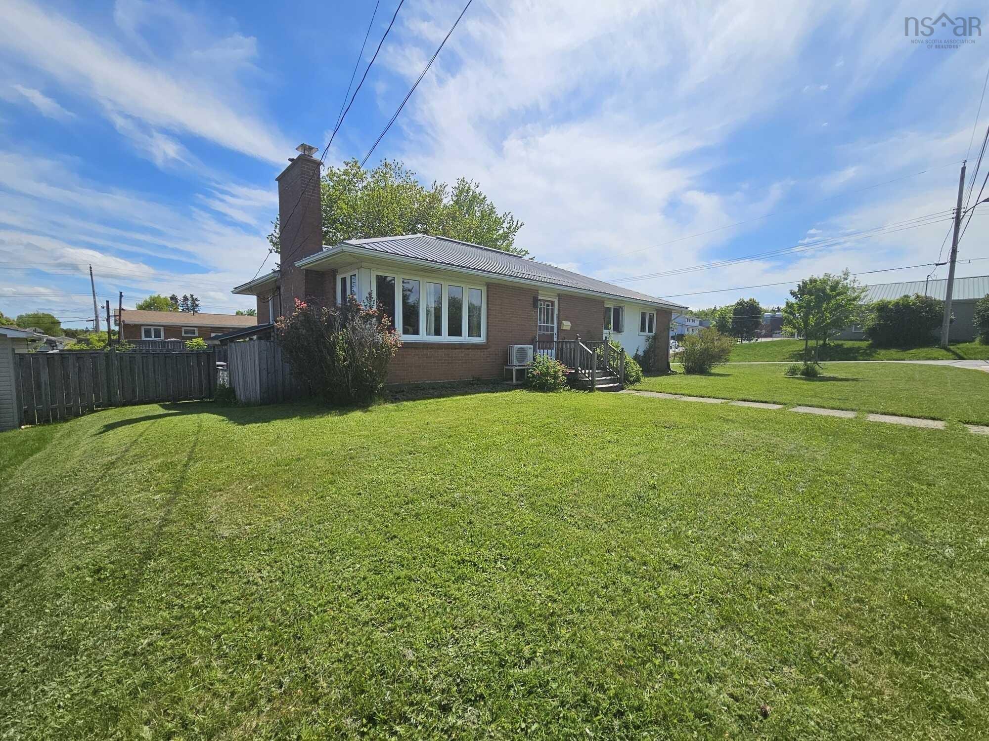 $395,000.00: 412 Dunbar Avenue, New Glasgow