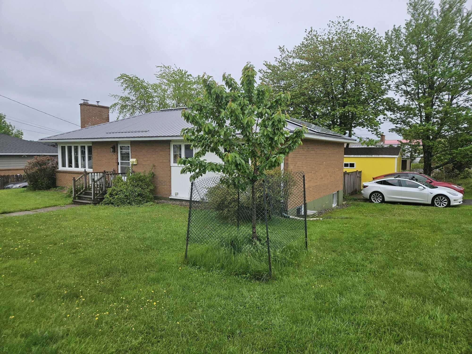 $395,000.00: 412 Dunbar Avenue, New Glasgow
