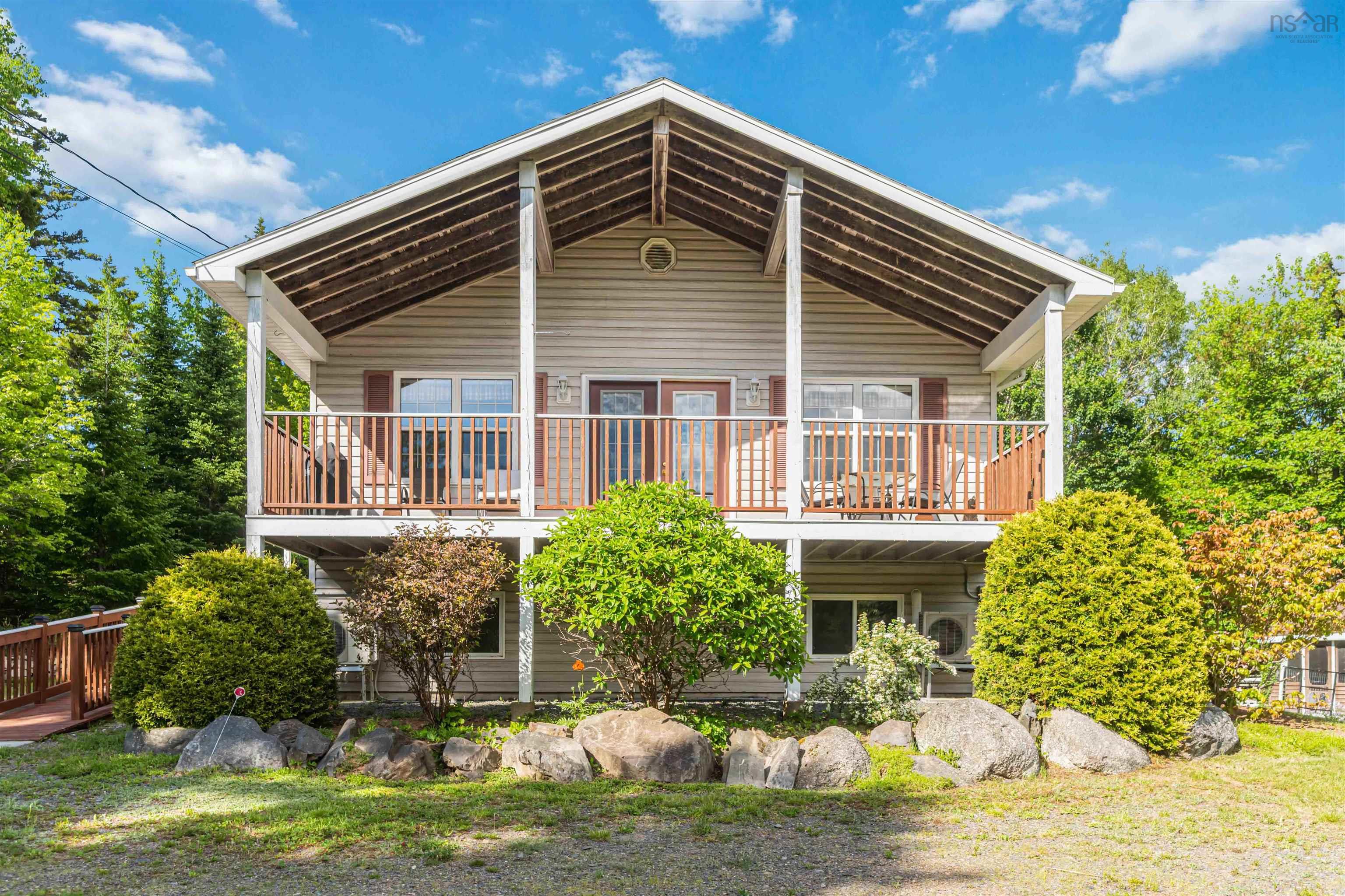 $579,000.00: 780 Lakeside Drive, Tupper Lake