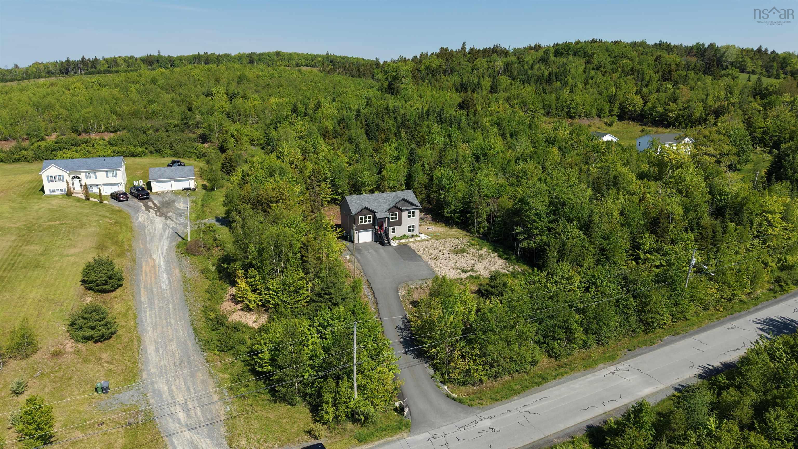 $699,000.00: 115 Lindforest Court, Middle Sackville