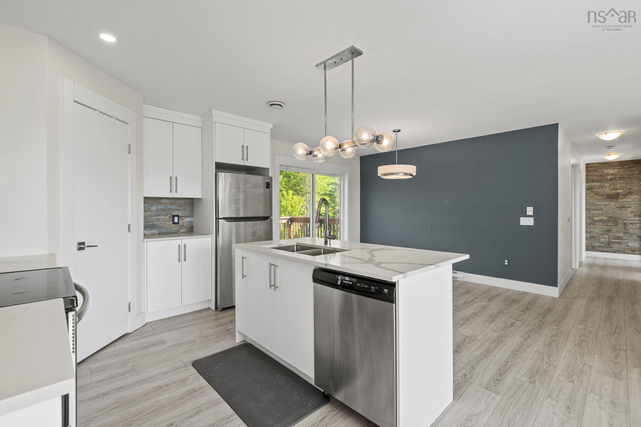$699,000.00: 115 Lindforest Court, Middle Sackville