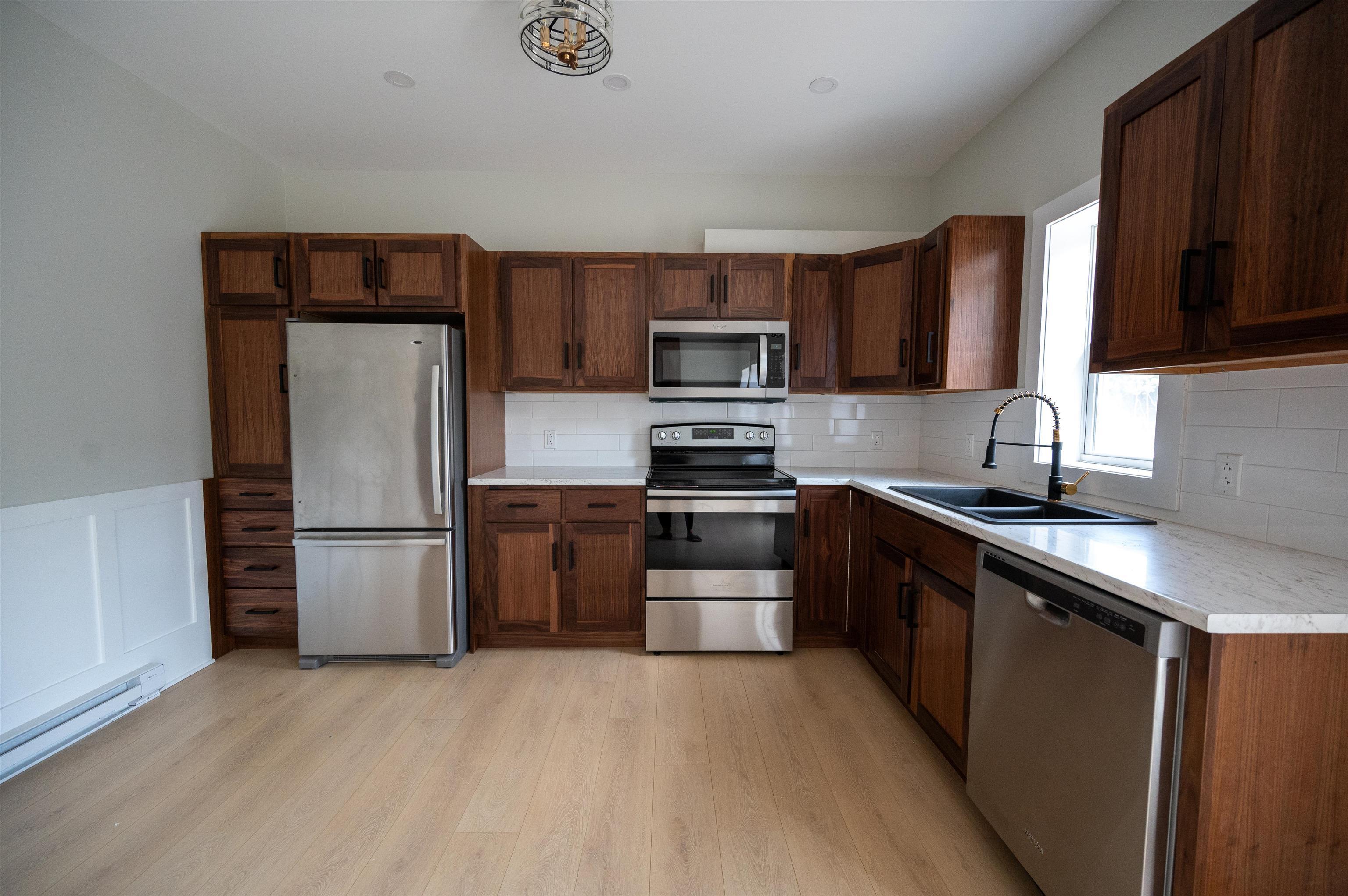$1,249,000.00: 7,9,11,13 Joel Lane, Chéticamp
