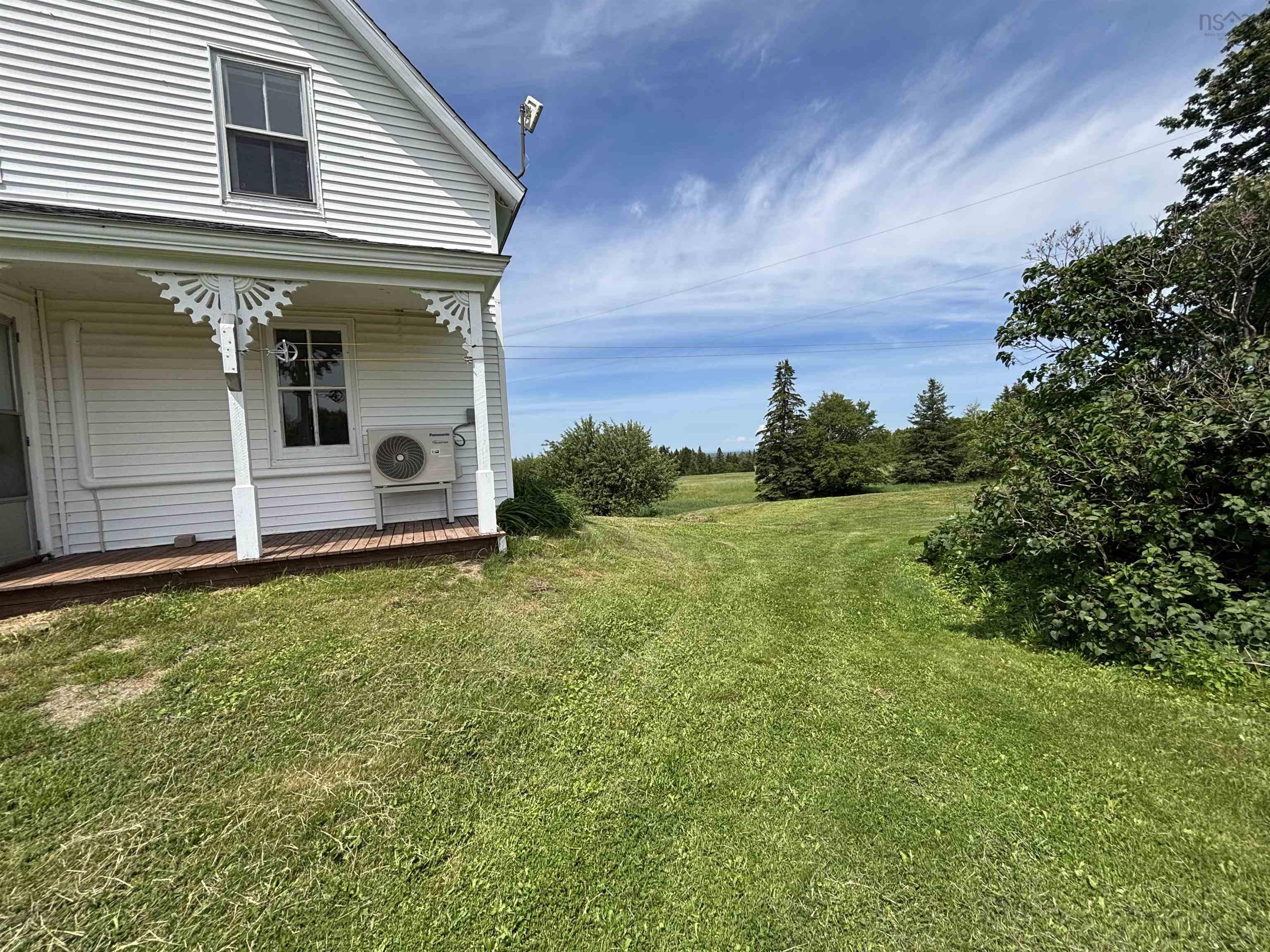 $399,900.00: 507 East Earltown Road E, Earltown