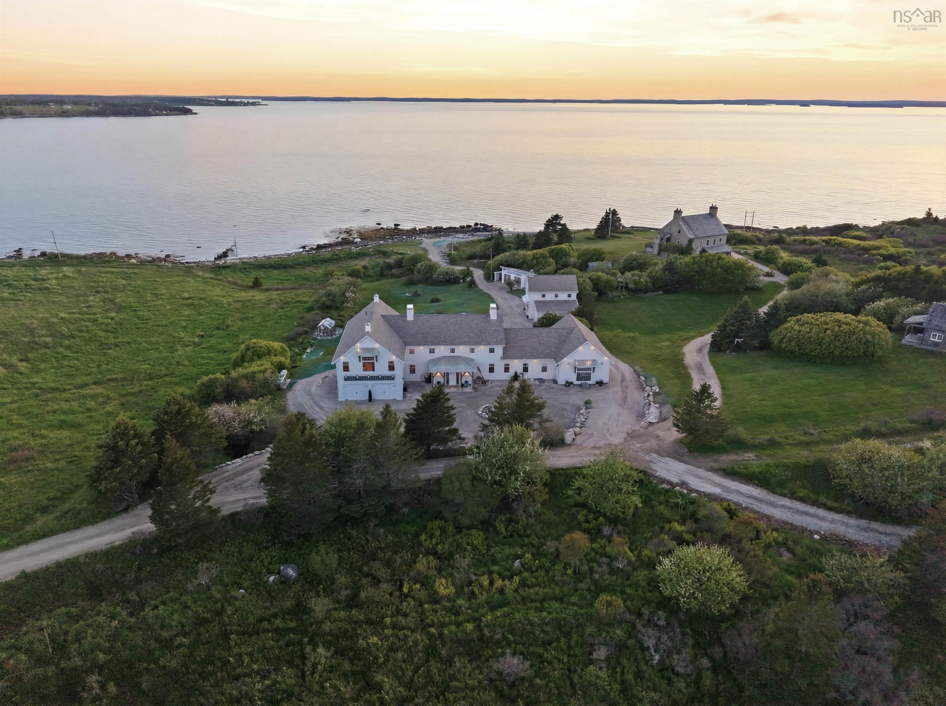 $3,550,000.00: 19 Seashore Lane, Blandford
