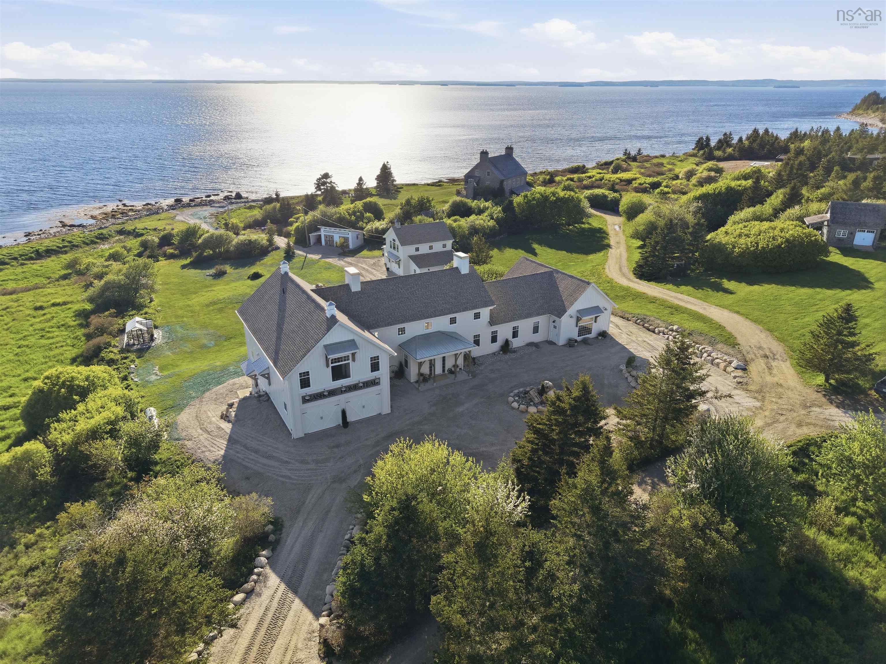 $3,550,000.00: 19 Seashore Lane, Blandford