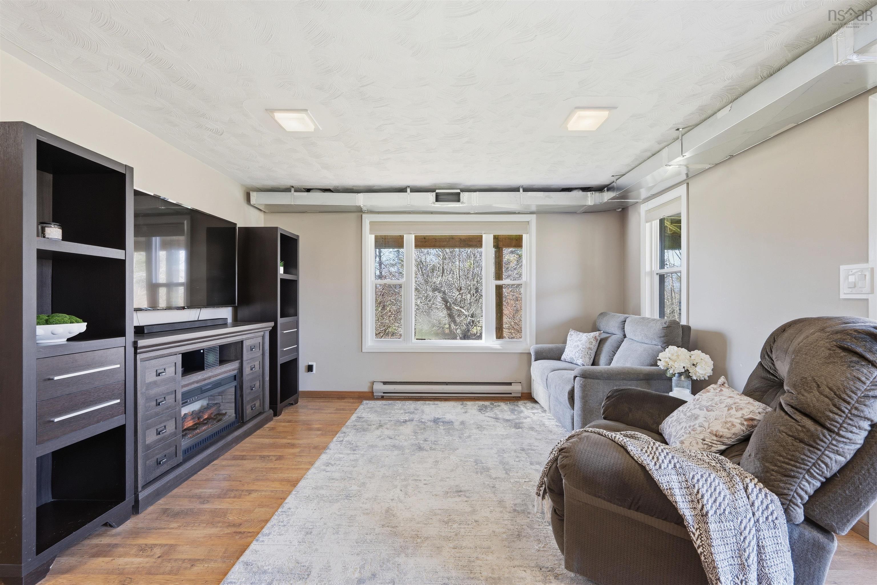 $653,000.00: 330 Gabriel Road, Falmouth