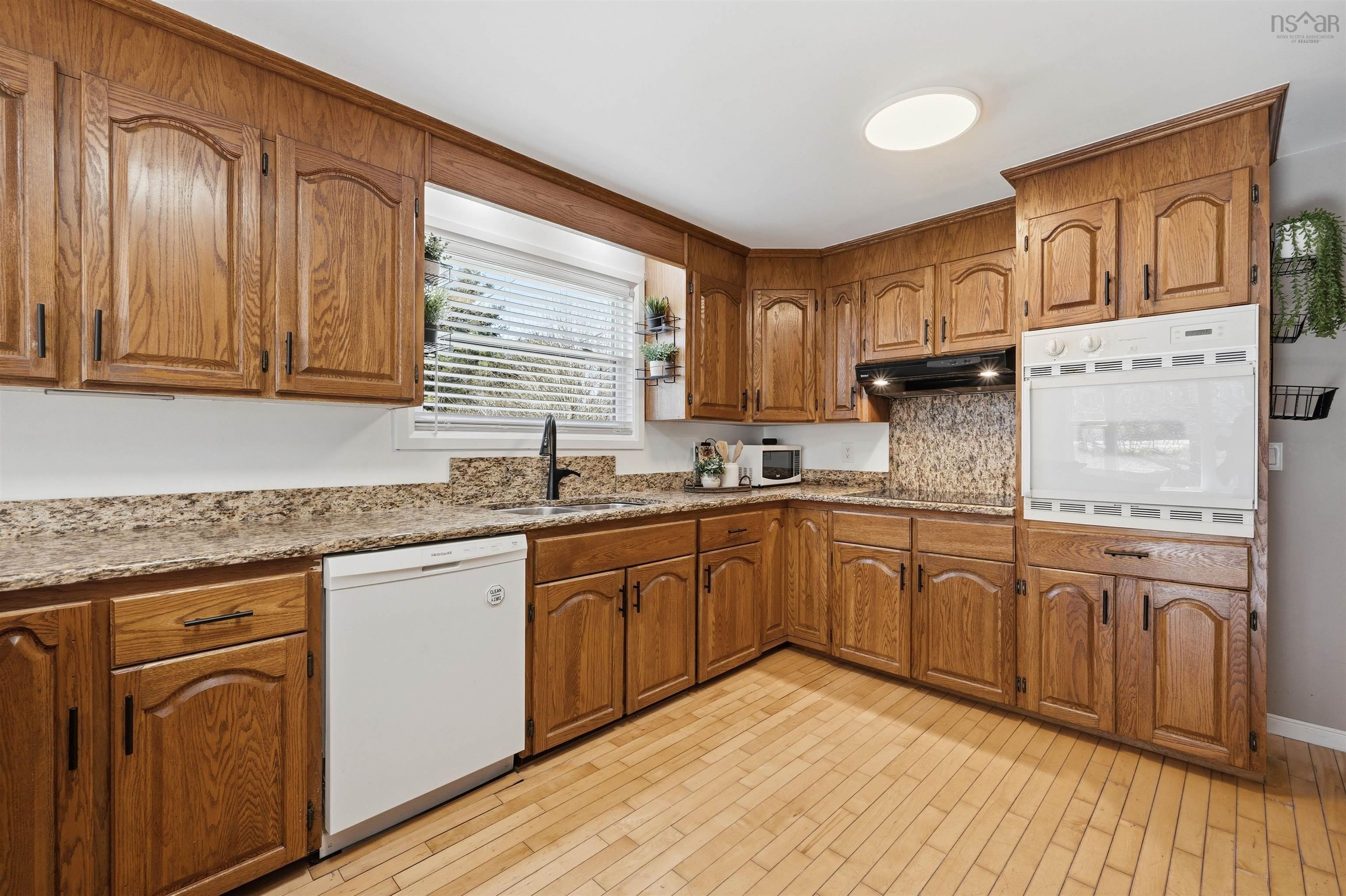 $653,000.00: 330 Gabriel Road, Falmouth