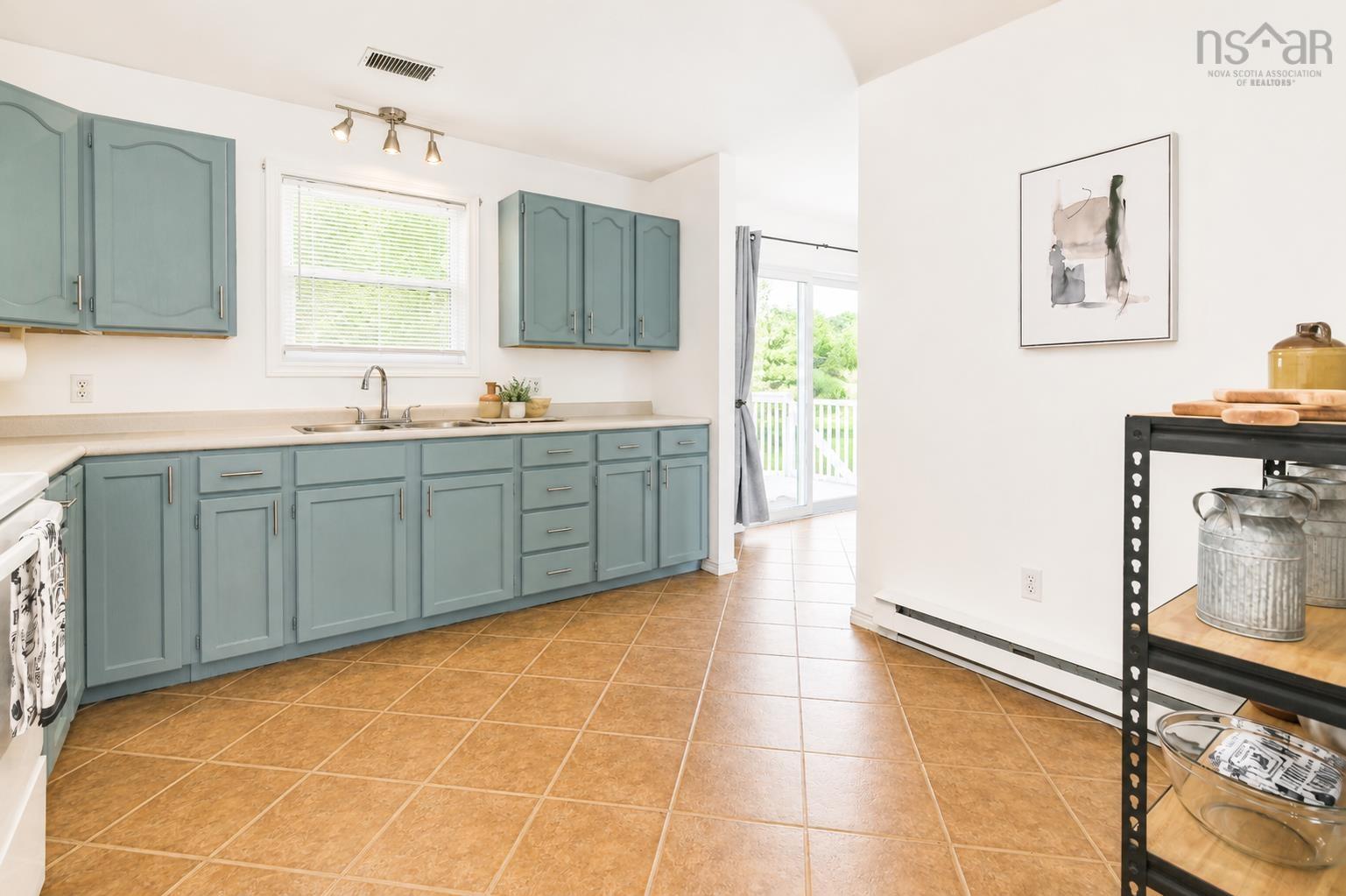 $499,900.00: 1030 Club Crescent ,New Minas, New Minas
