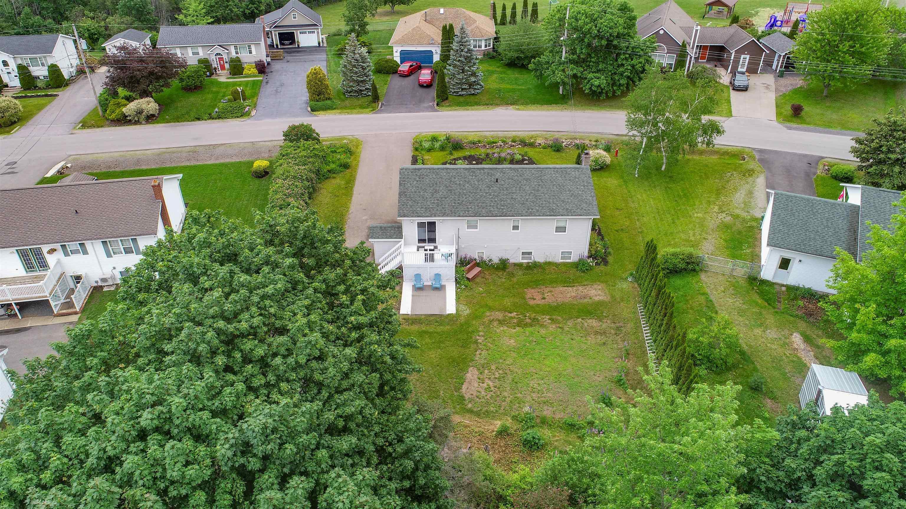 $499,900.00: 1030 Club Crescent ,New Minas, New Minas