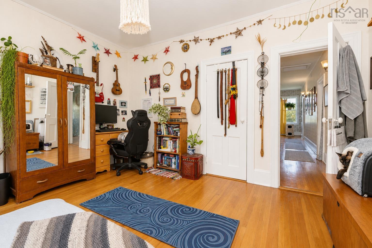 $312,000.00: 147 Howe Street, Sydney