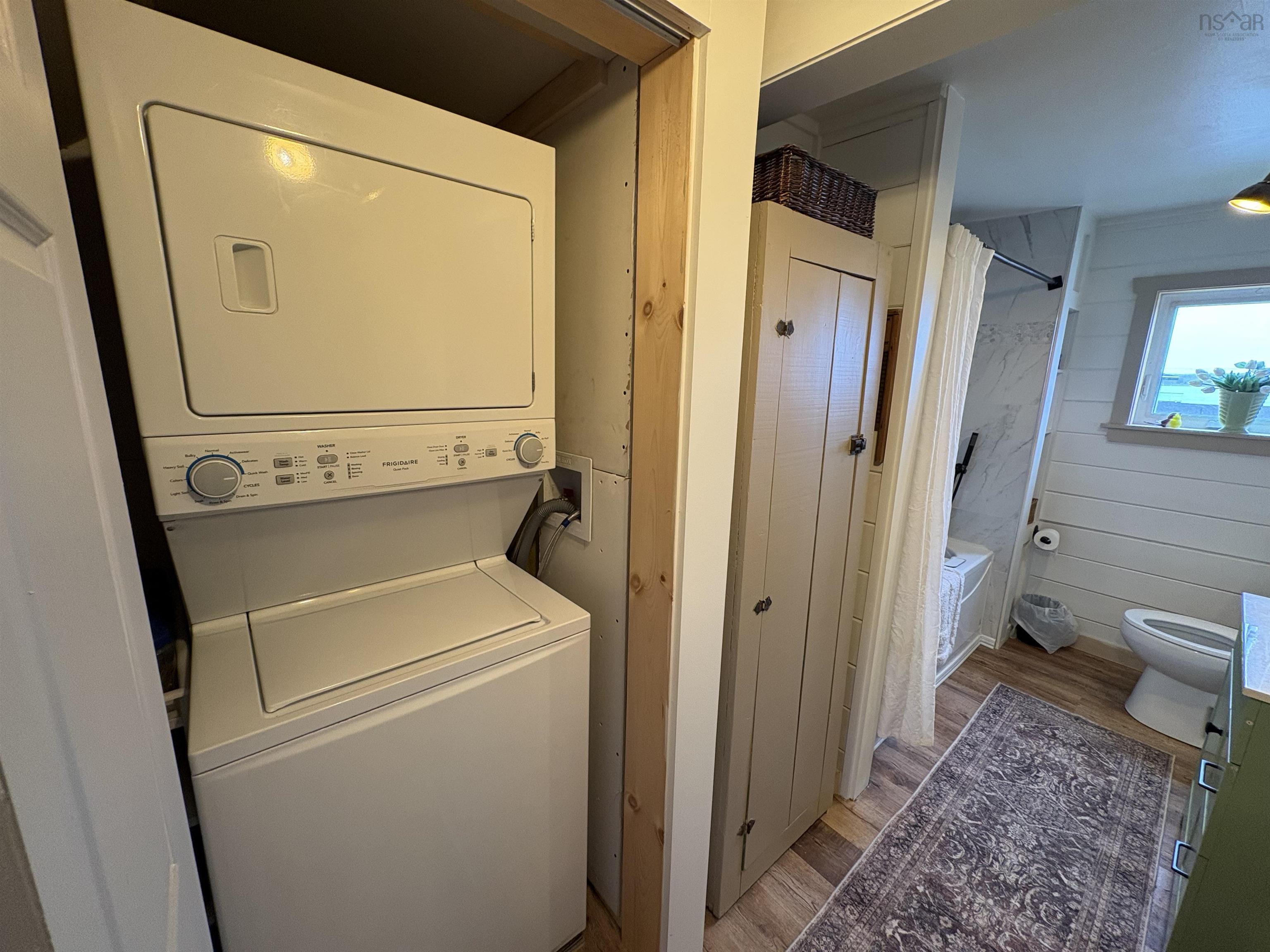 $249,900.00: 379 South Side Petit De Grat Road, Alderney Point
