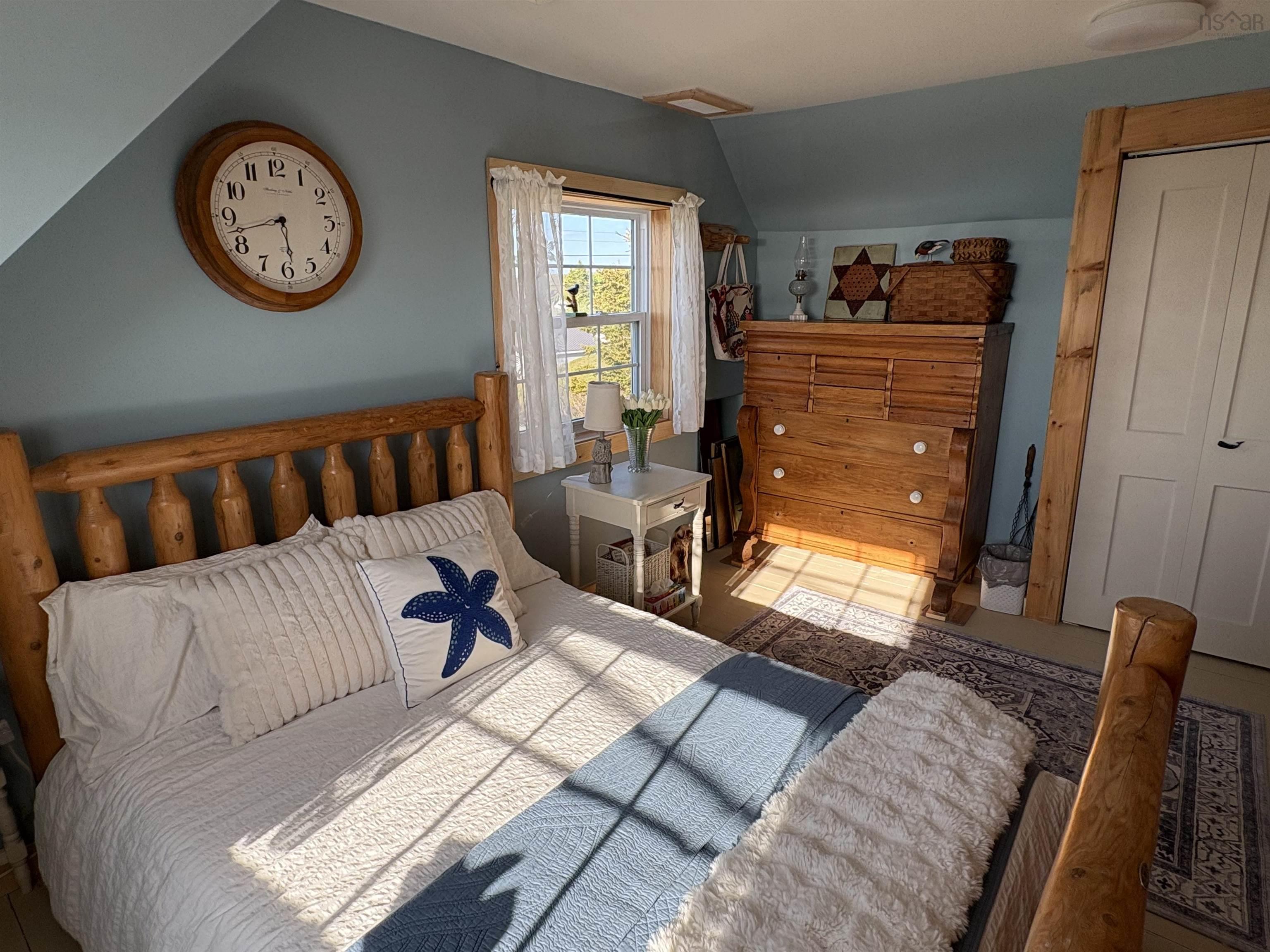 $249,900.00: 379 South Side Petit De Grat Road, Alderney Point