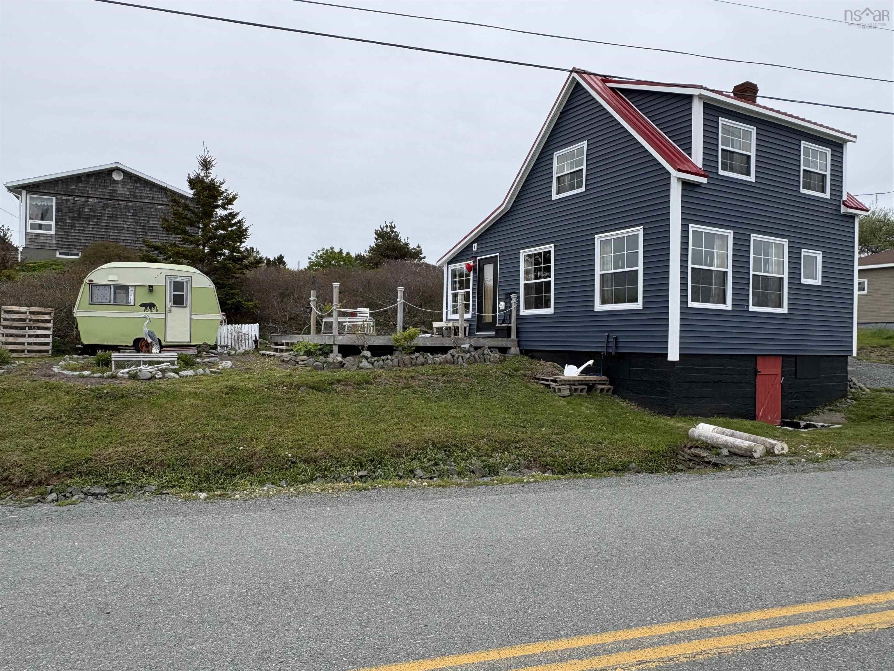 $249,900.00: 379 South Side Petit De Grat Road, Alderney Point