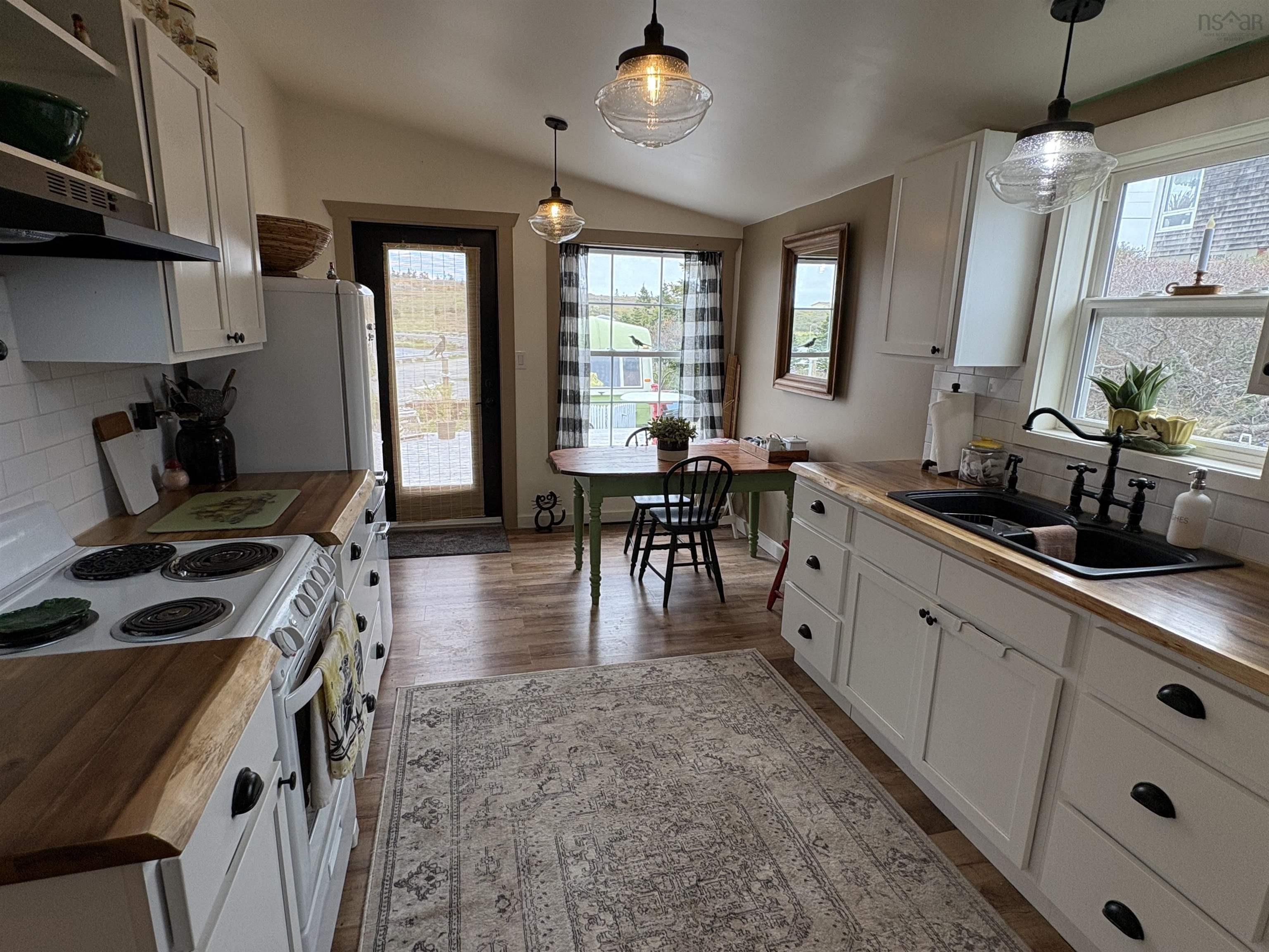 $249,900.00: 379 South Side Petit De Grat Road, Alderney Point