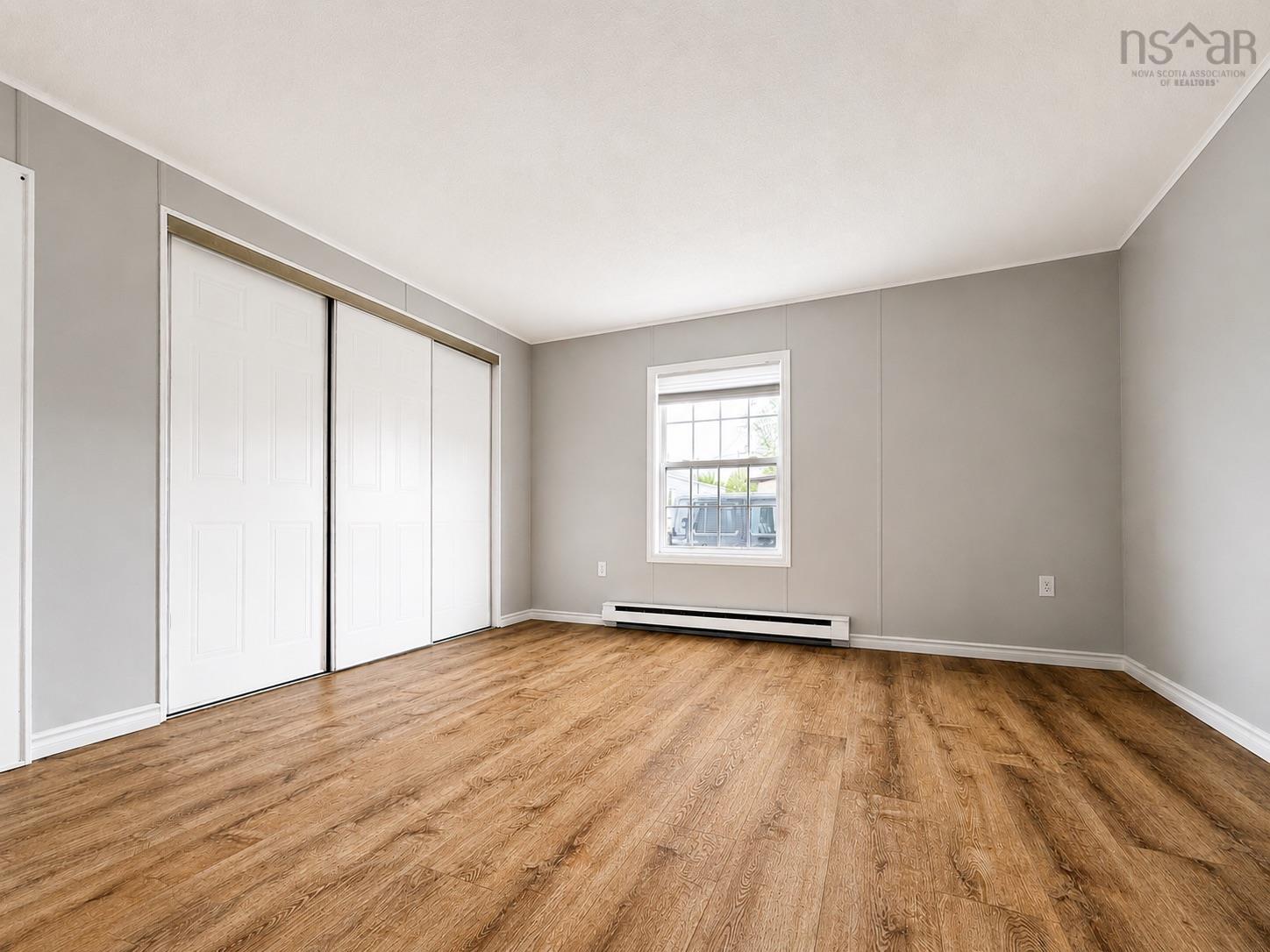 $164,500.00: 4 Fourth Avenue, Sydney