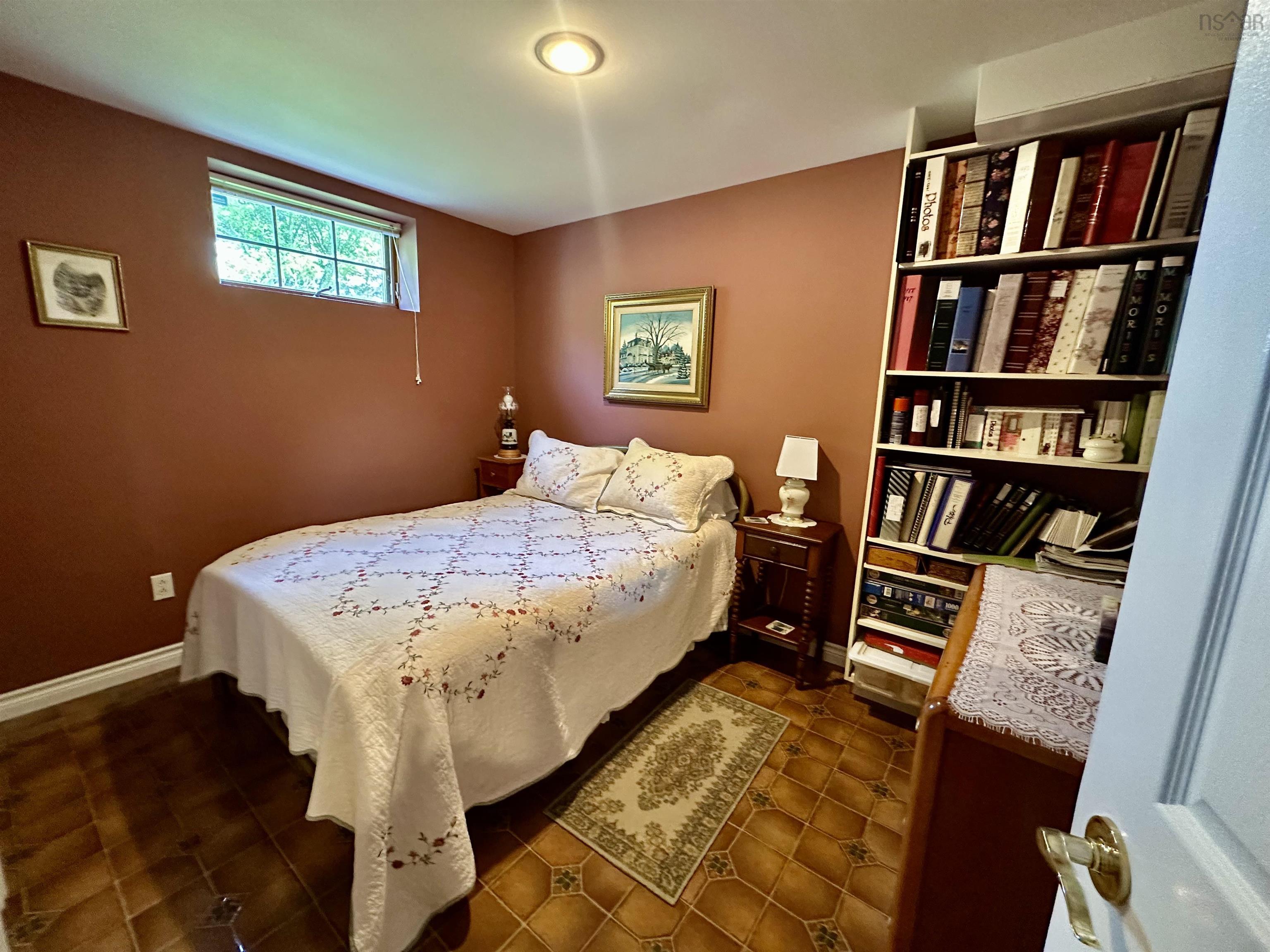 $950,000.00: 11 Cap La Ronde, D