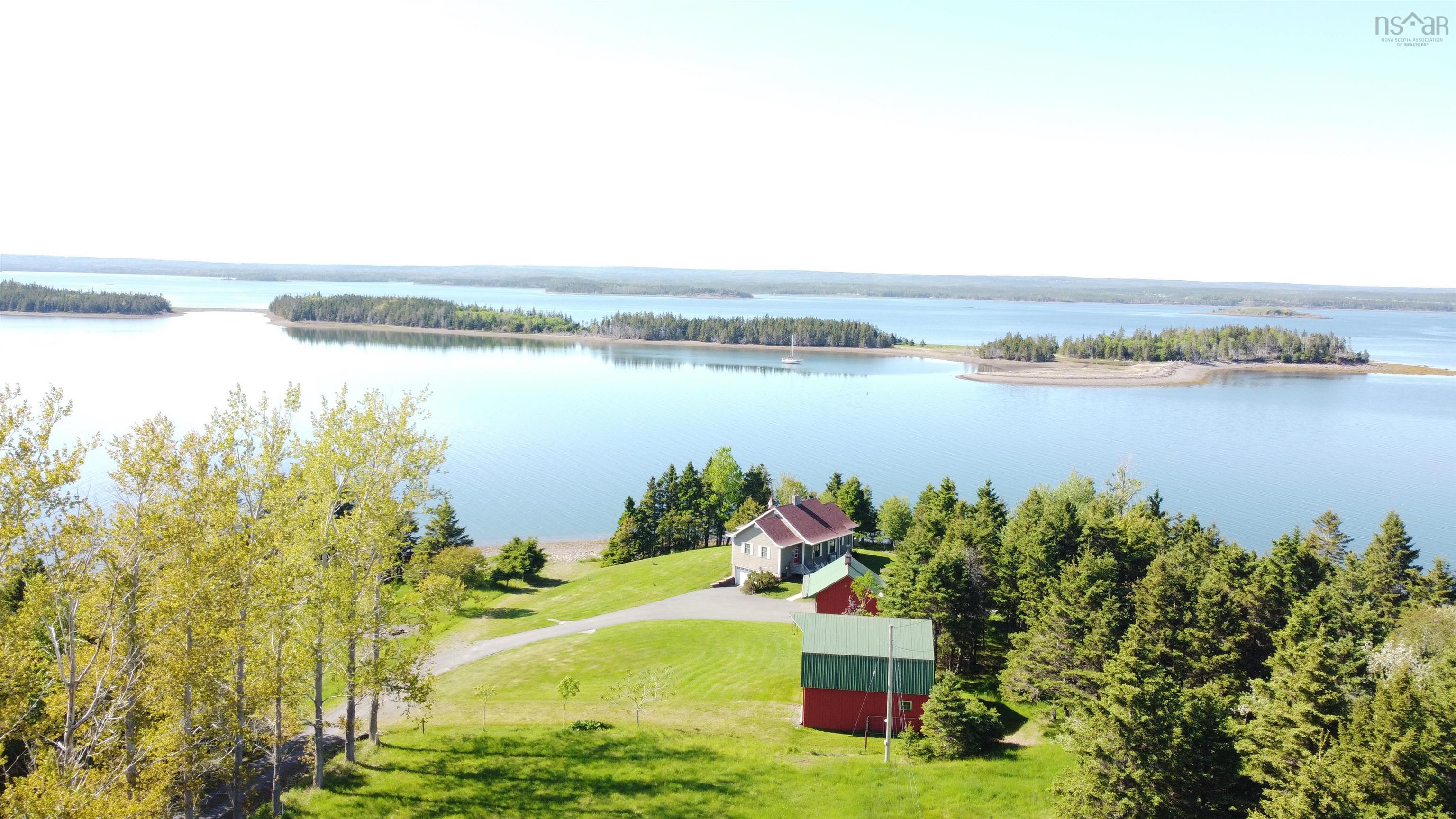 $950,000.00: 11 Cap La Ronde, D