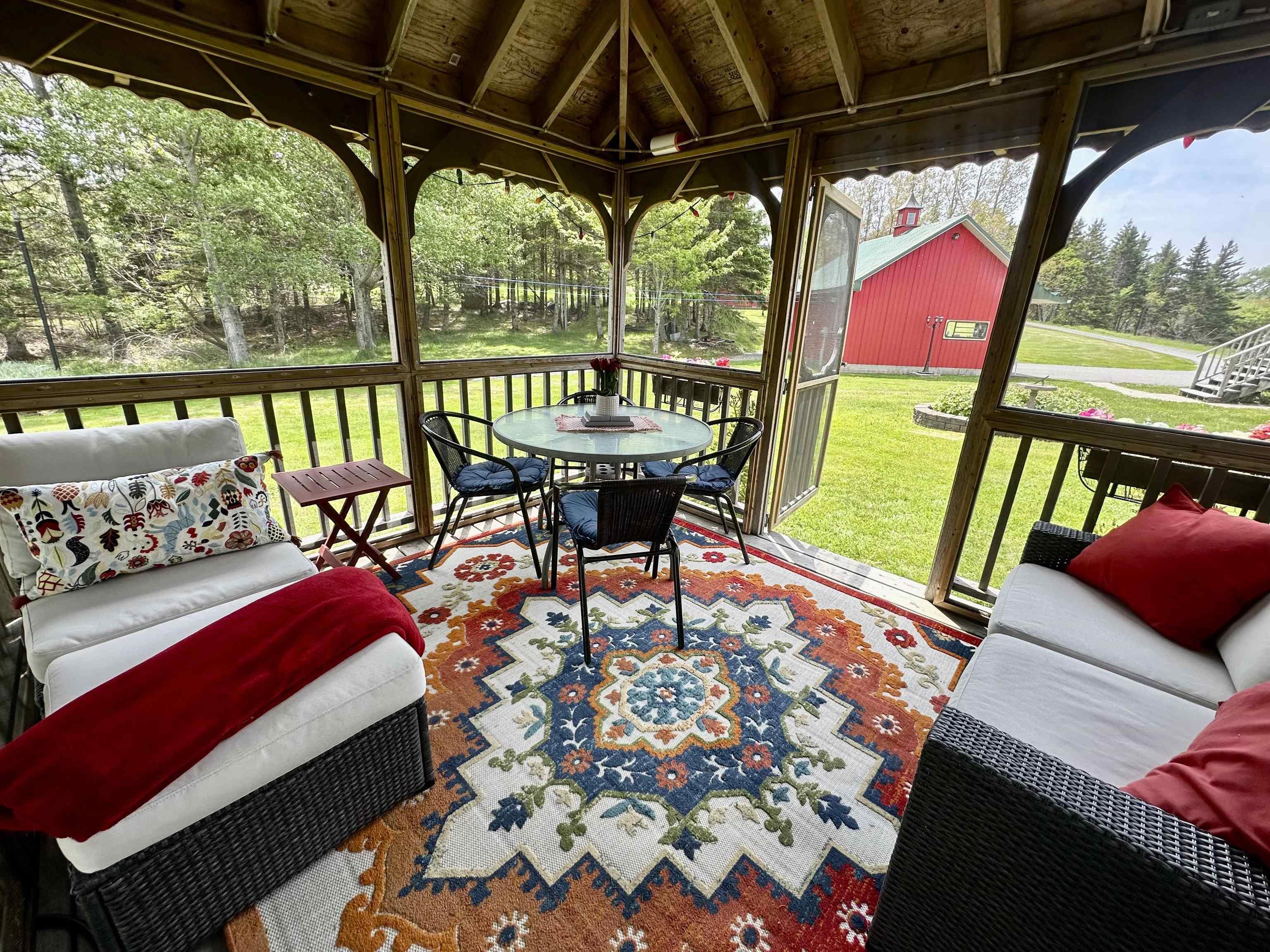 $950,000.00: 11 Cap La Ronde, D