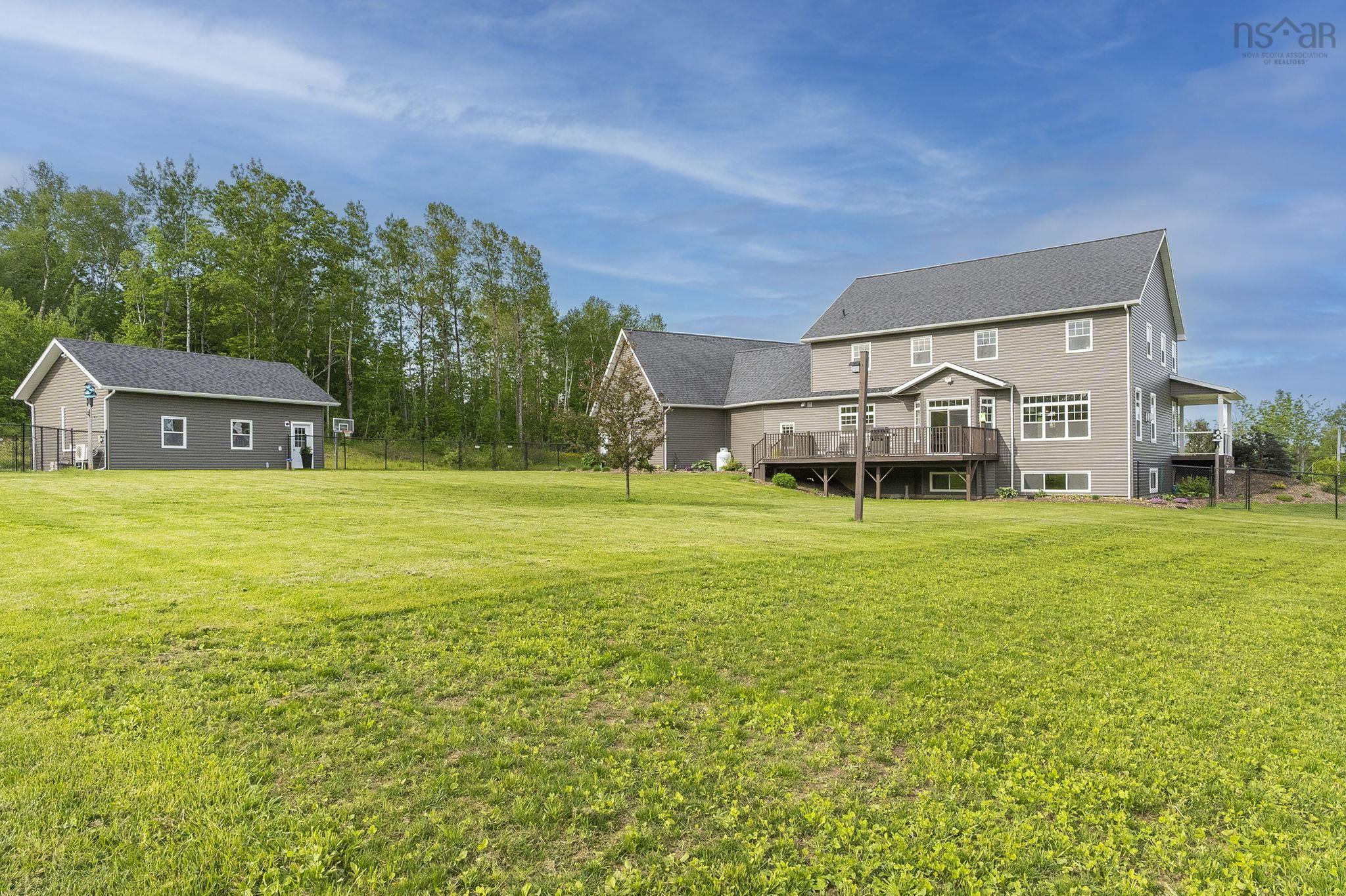 $1,095,000.00: 284 Tremont Mountain Road, South Tremont