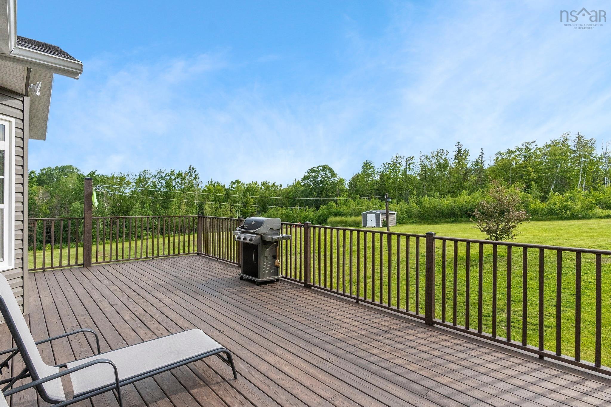 $1,095,000.00: 284 Tremont Mountain Road, South Tremont