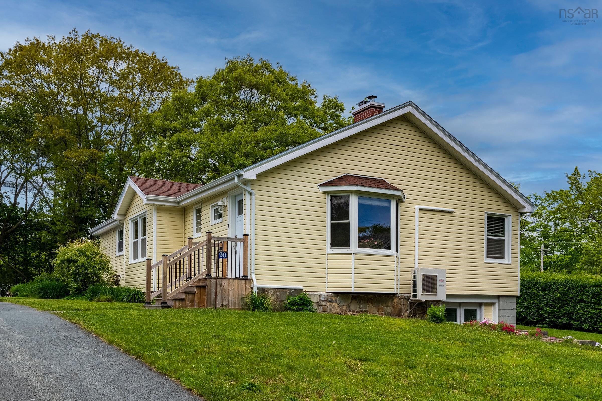 $440,000.00: 90 Crescent Street, Bridgewater