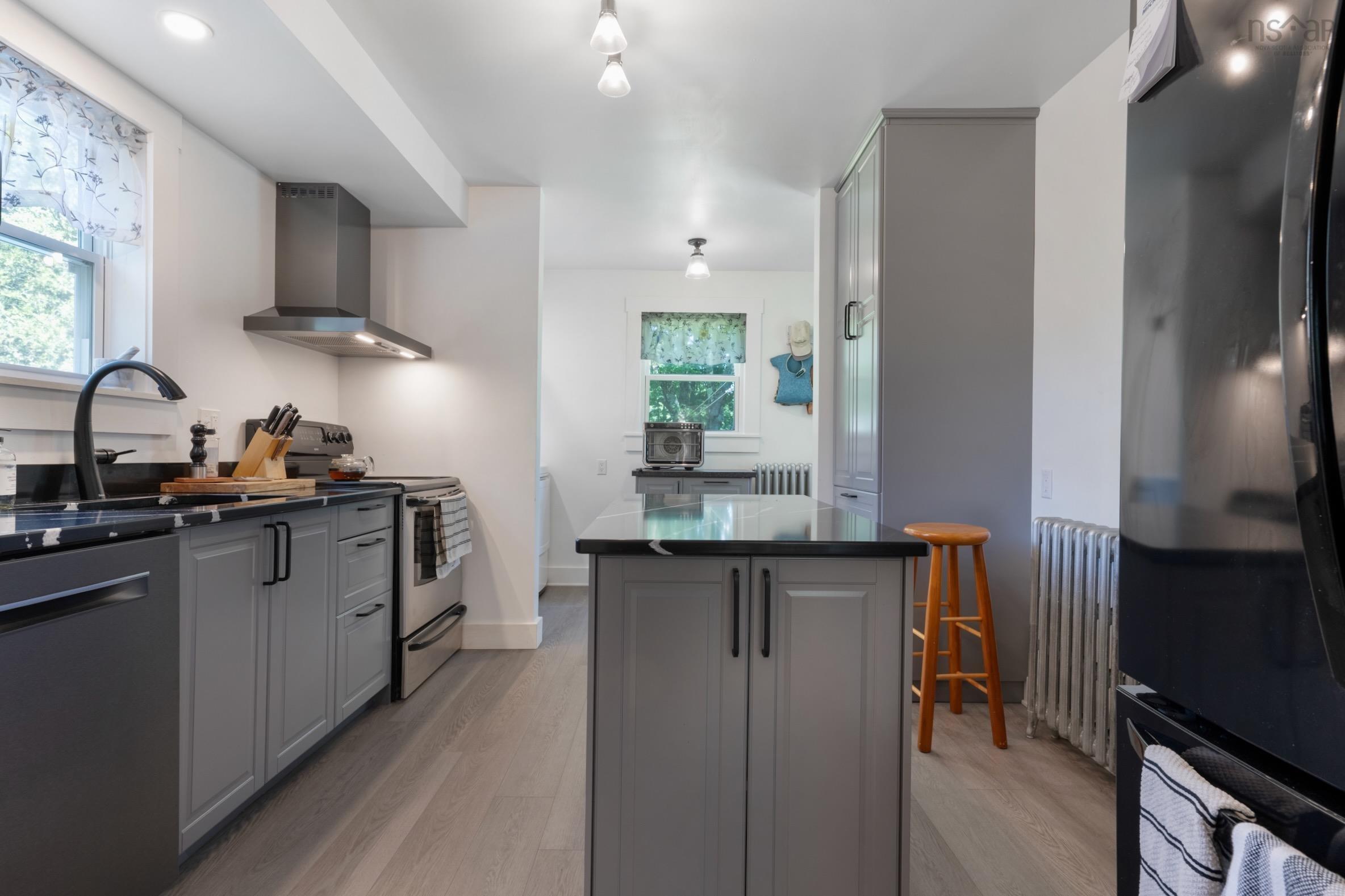 $440,000.00: 90 Crescent Street, Bridgewater