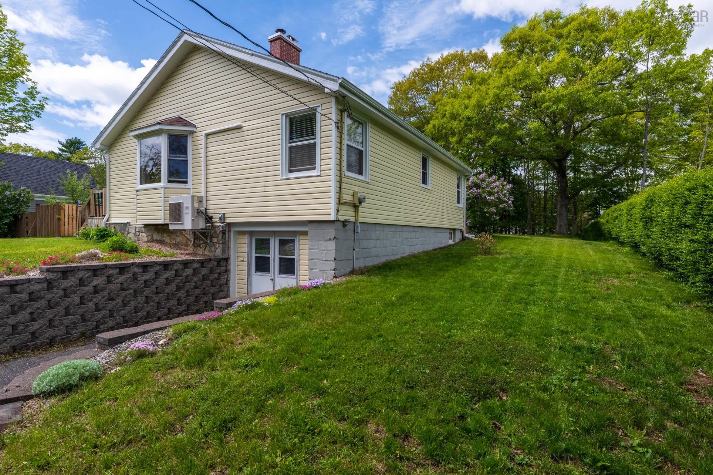 $440,000.00: 90 Crescent Street, Bridgewater