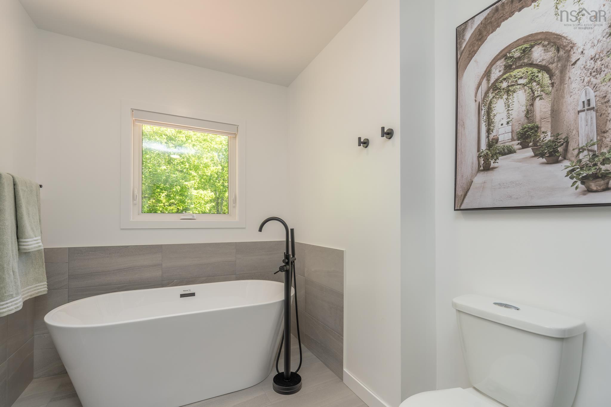 $399,000.00: 2350 Highway 1, Wellington