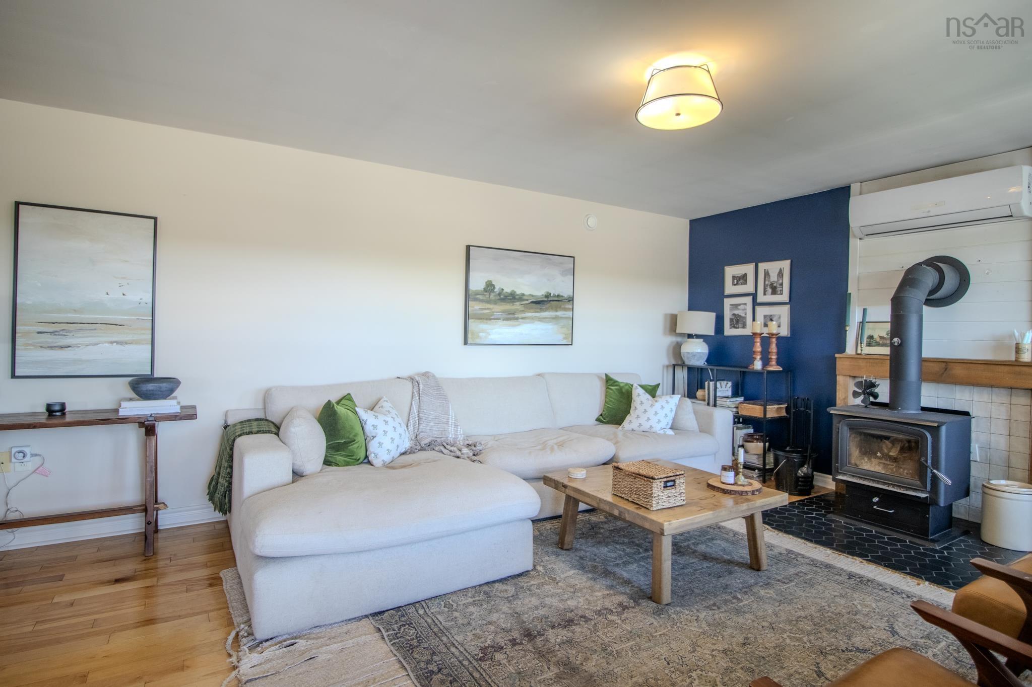 $429,900.00: 49 Bernard Lind Drive, Sydney