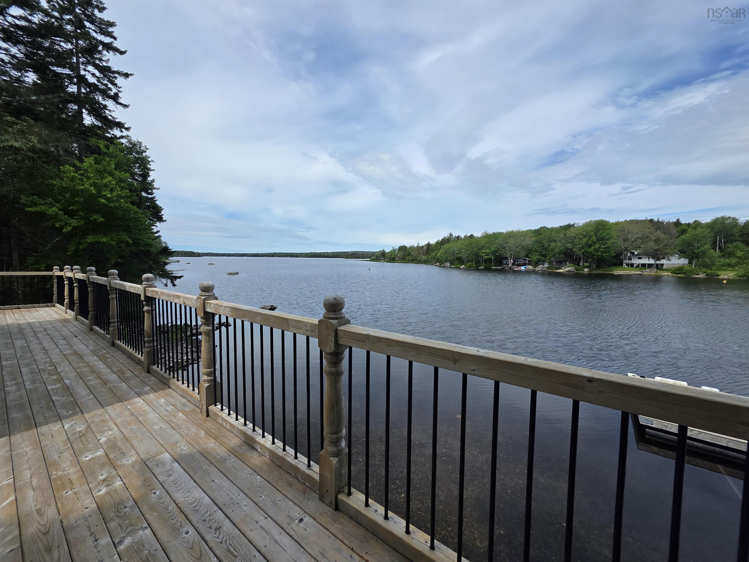 $399,900.00: 31 Lake Shore Drive, North Range