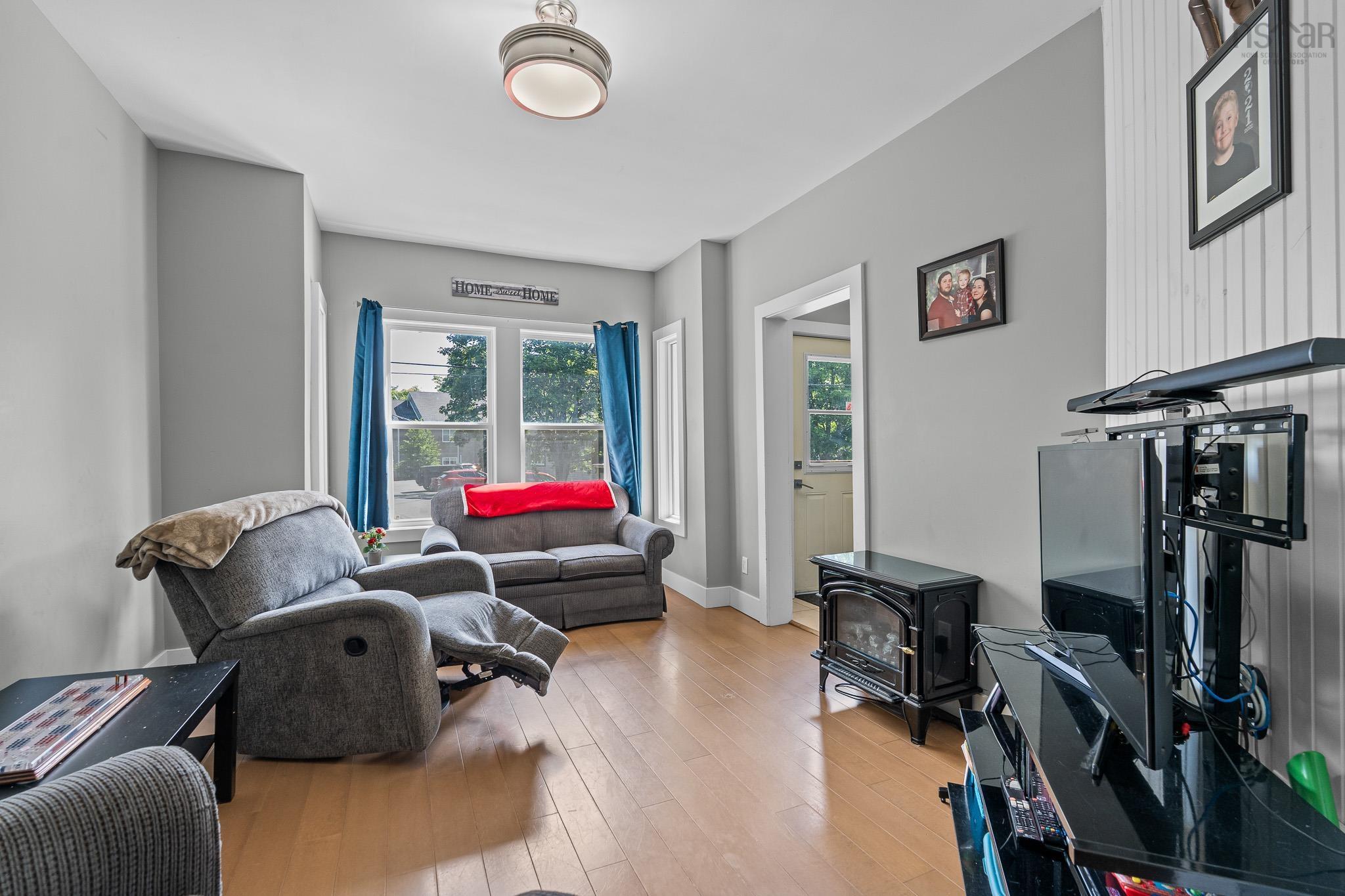 $499,900.00: 192/194 Albert Street, Windsor