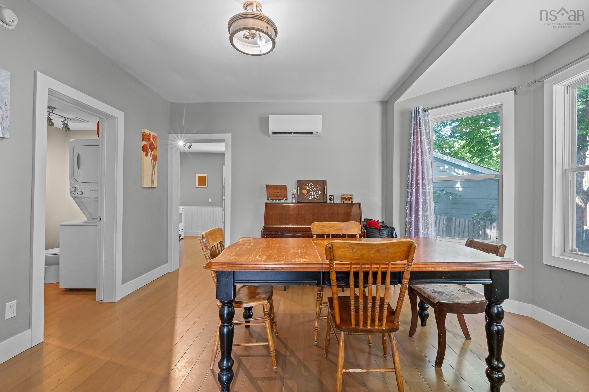 $499,900.00: 192/194 Albert Street, Windsor