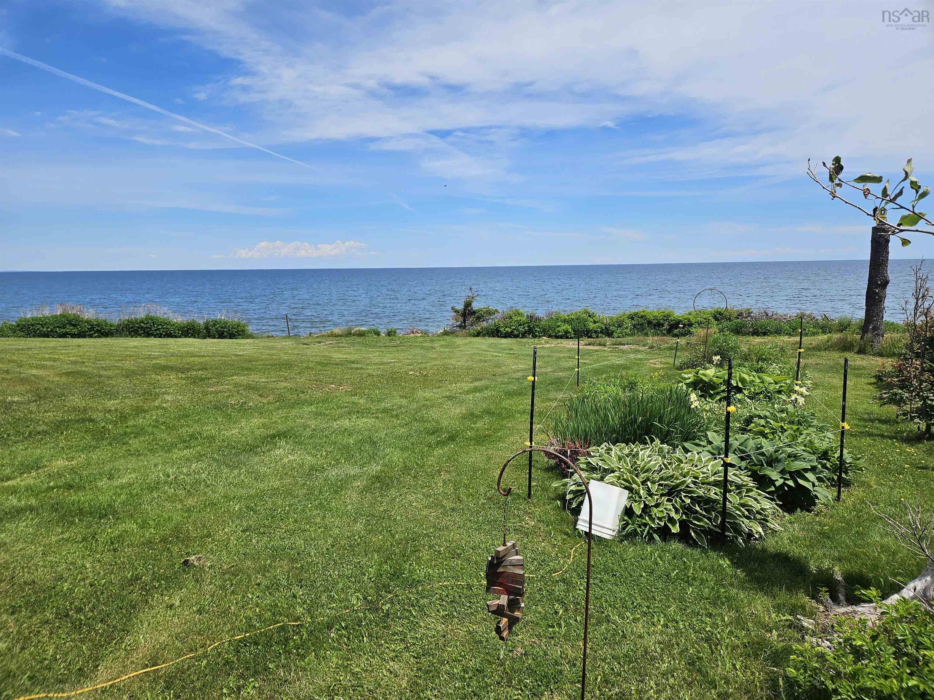 $495,000.00: 402 Smith Point Road, Fox Harbour
