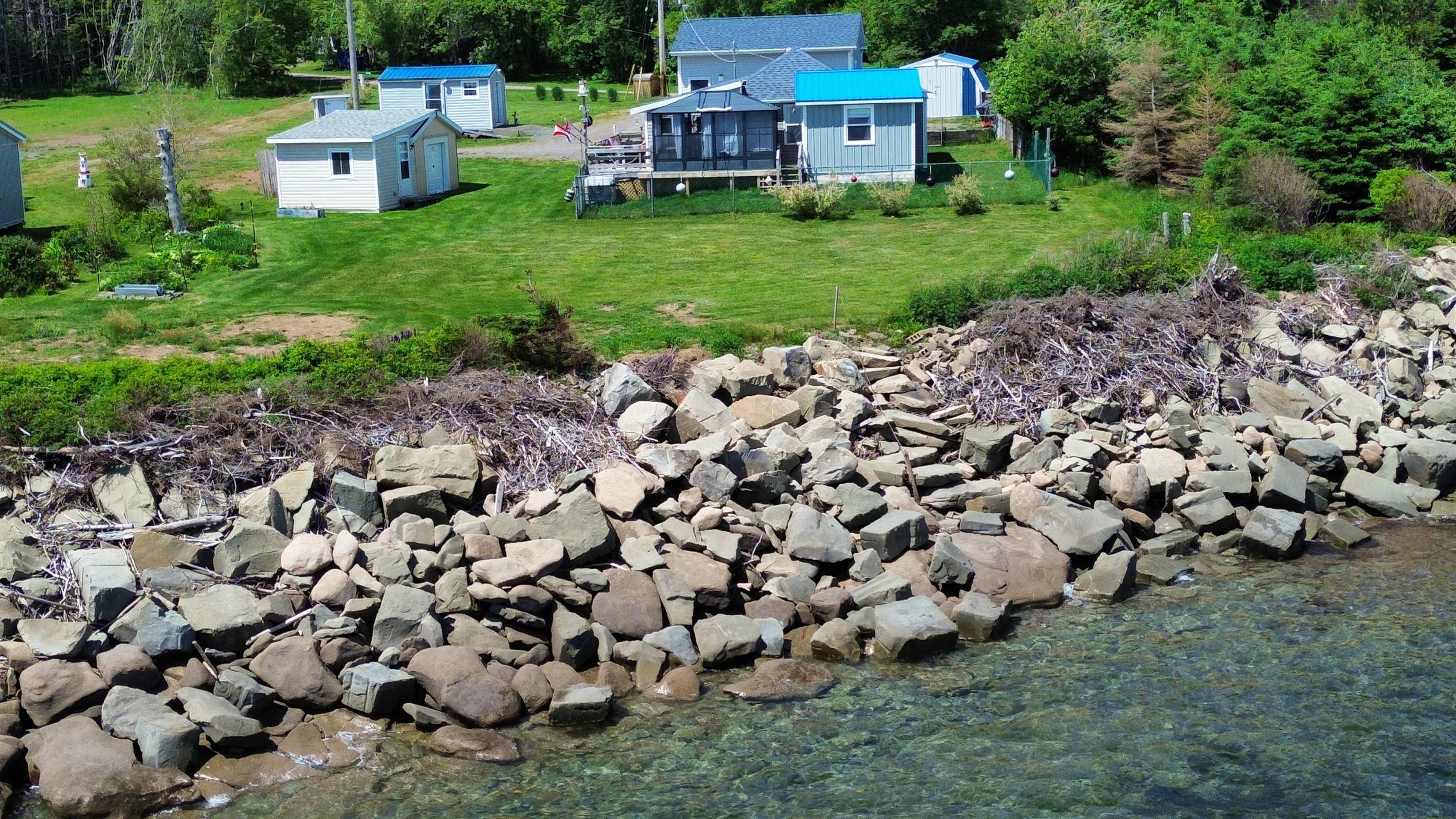 $495,000.00: 402 Smith Point Road, Fox Harbour