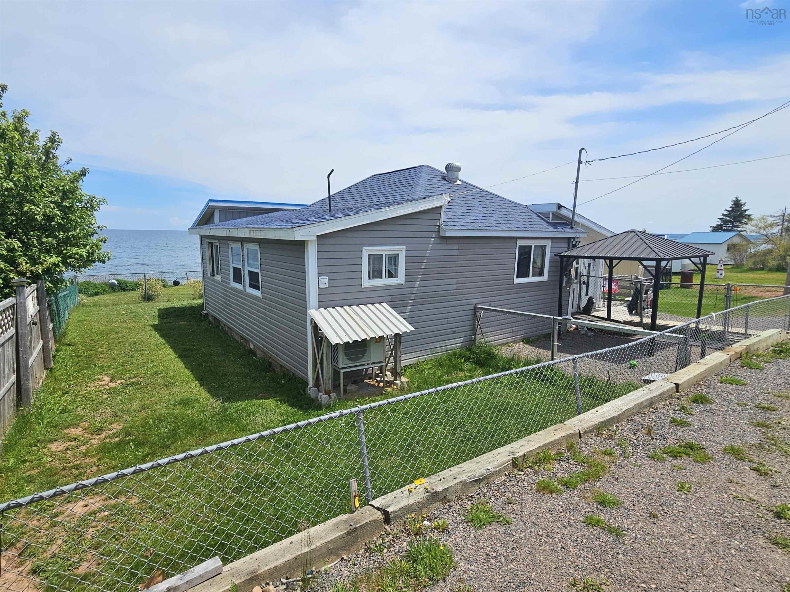 $495,000.00: 402 Smith Point Road, Fox Harbour