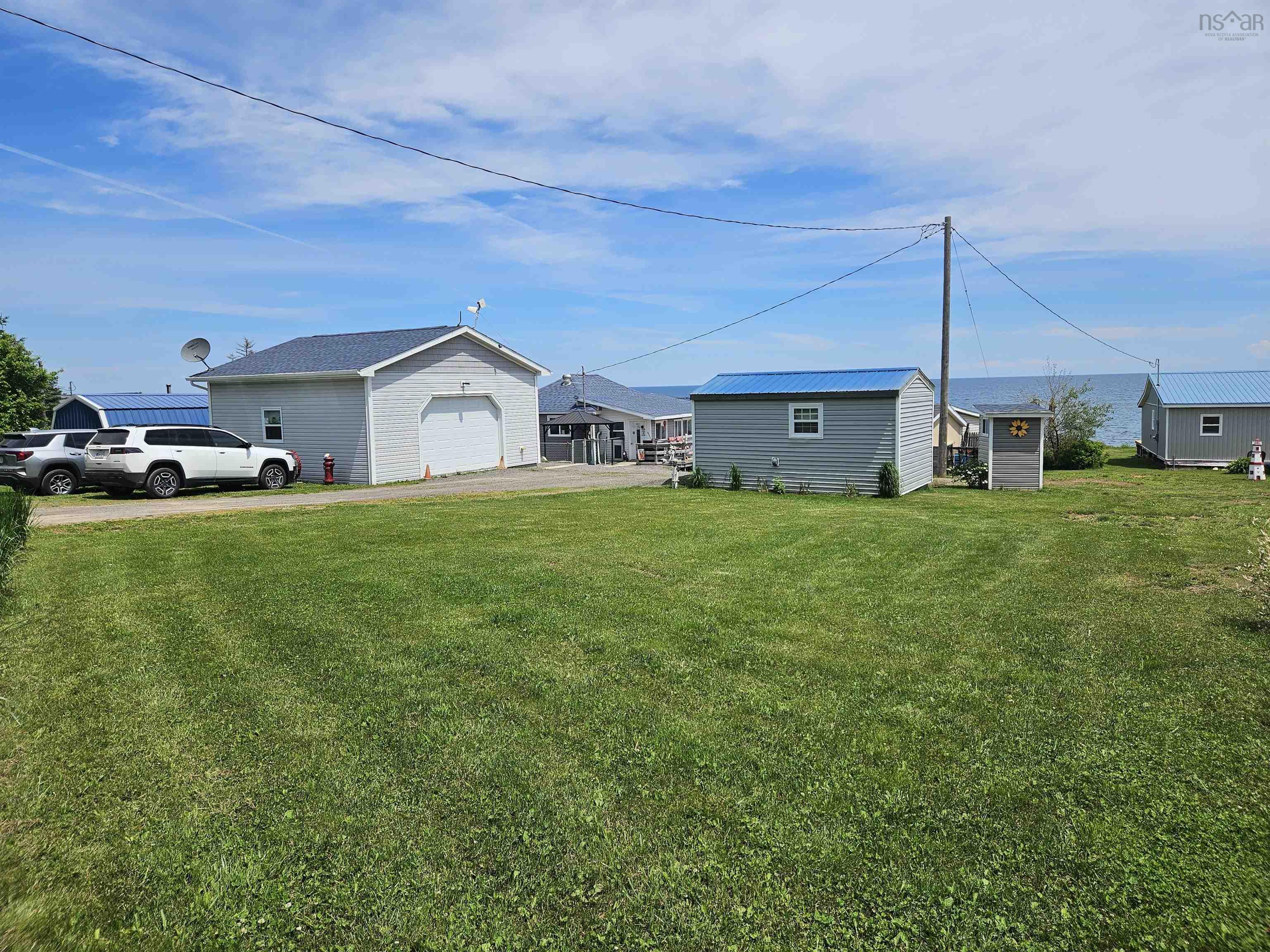 $495,000.00: 402 Smith Point Road, Fox Harbour