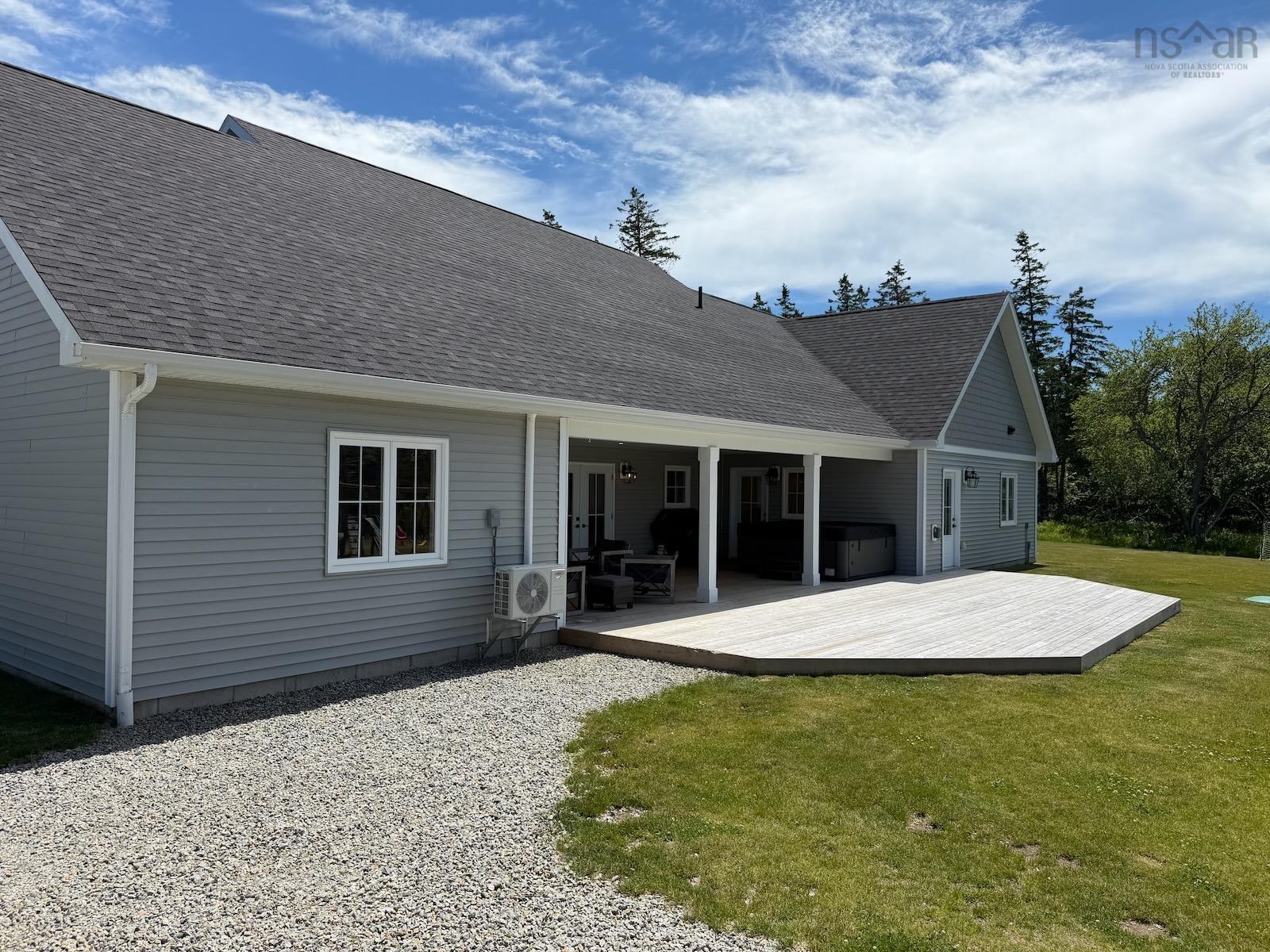 $899,000.00: 217 Lake George Road, South Ohio