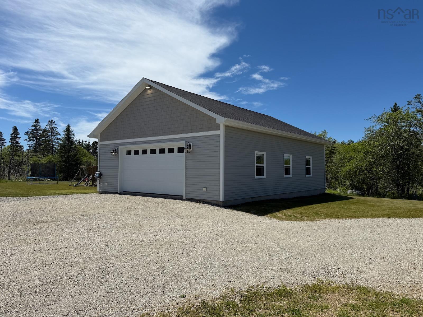 $899,000.00: 217 Lake George Road, South Ohio