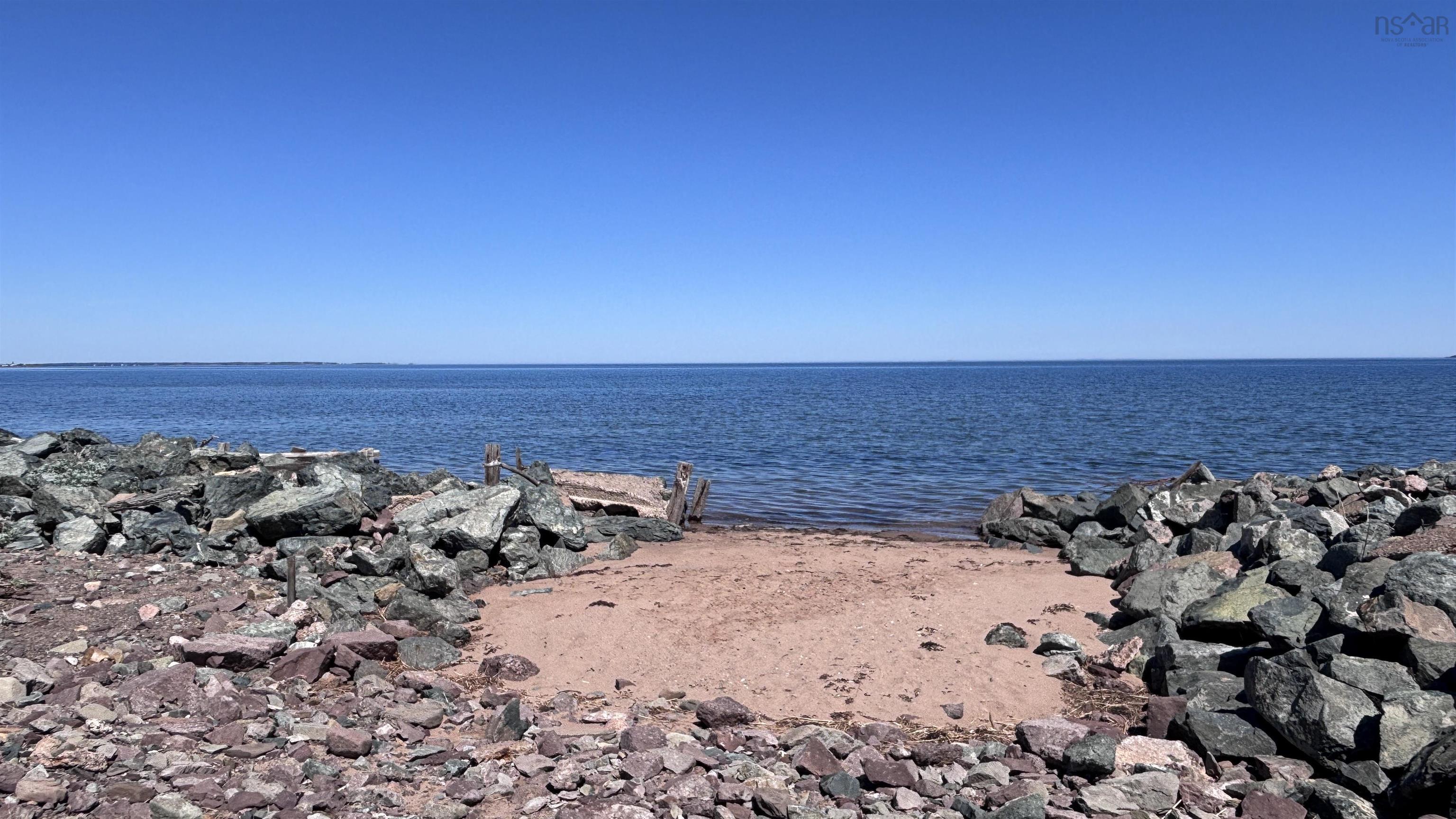 $250,000.00: 11 DOUGLAS Crescent, Marshville