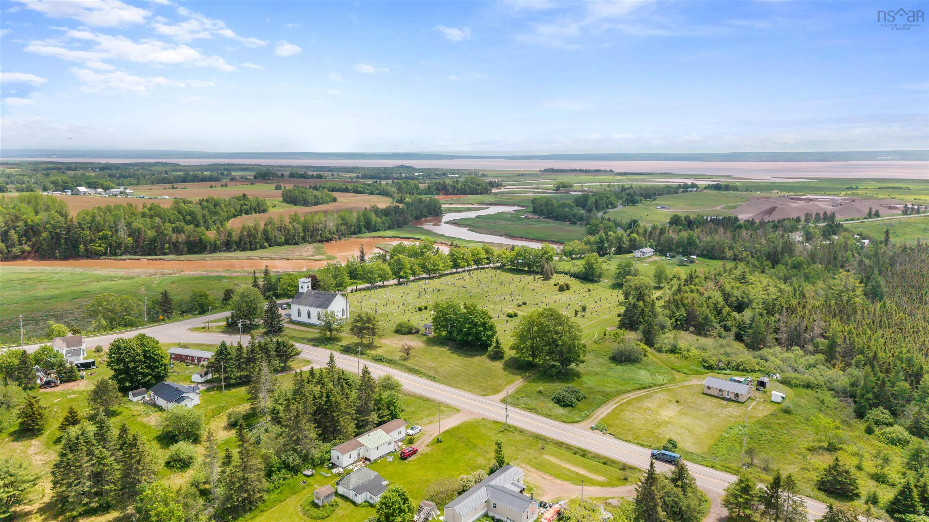 $149,900.00: 983 Little Dyke Road, Glenholme