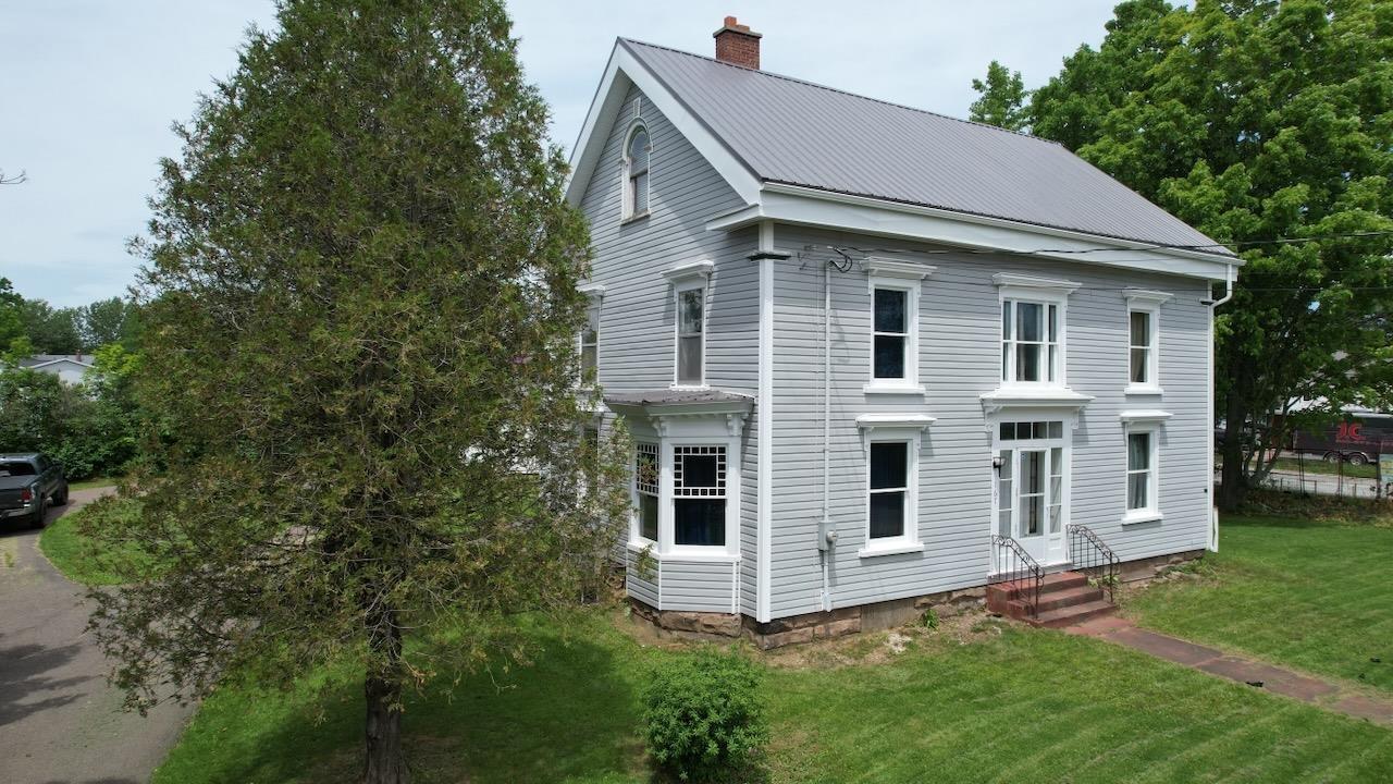 $319,000.00: 167 Lower Main Street, Oxford