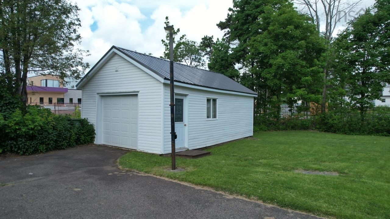 $319,000.00: 167 Lower Main Street, Oxford