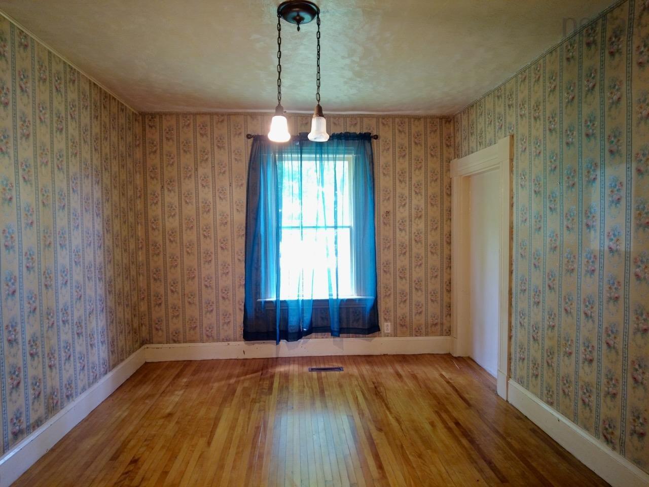 $319,000.00: 167 Lower Main Street, Oxford